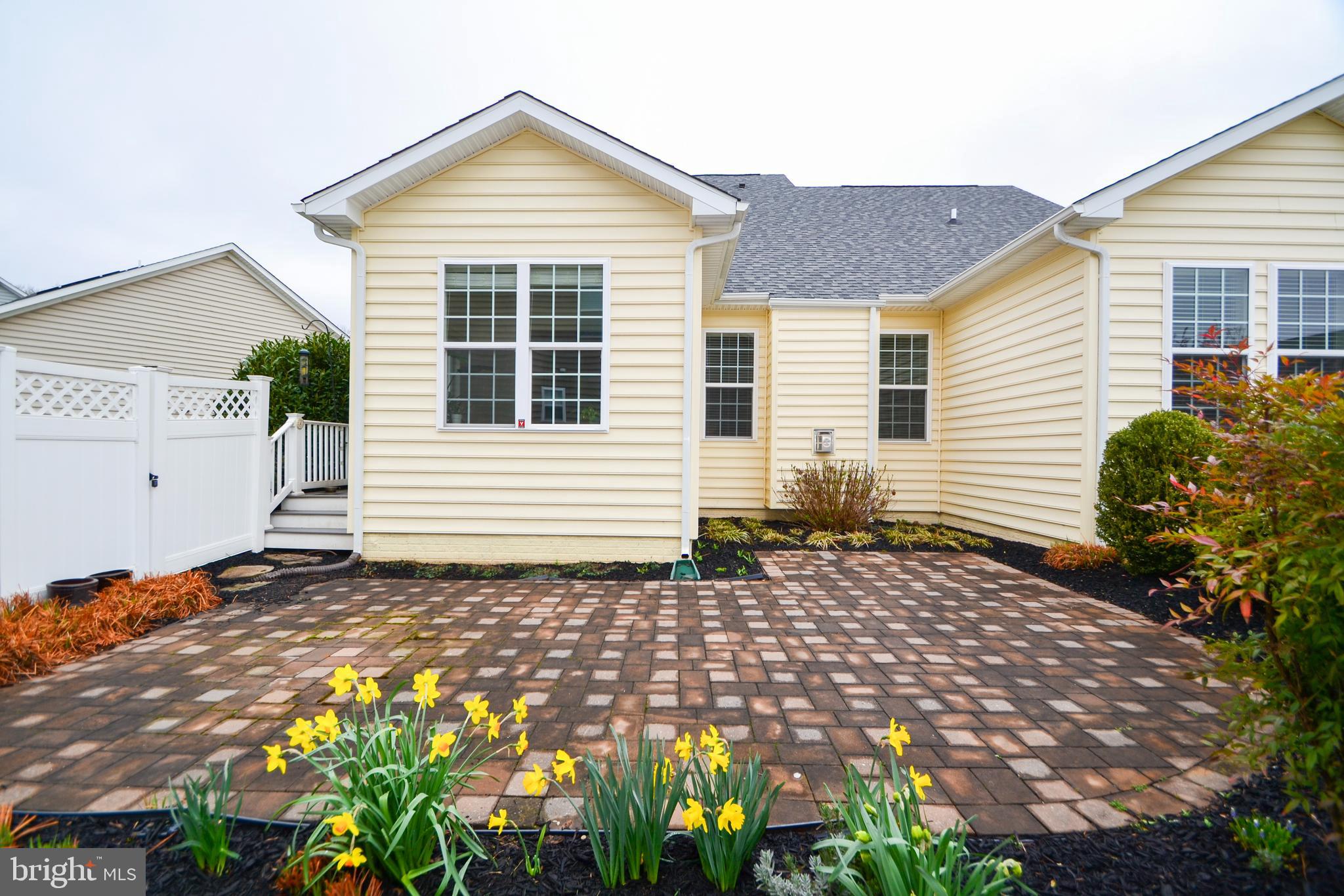 RESIDENCES AT QUARRY PLACE - Residential