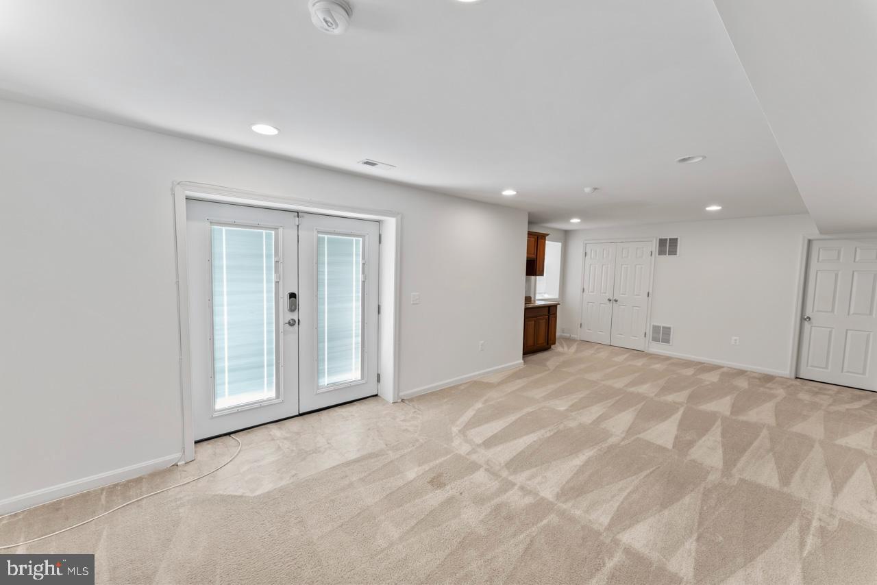 AUSTIN RIDGE - Residential Lease