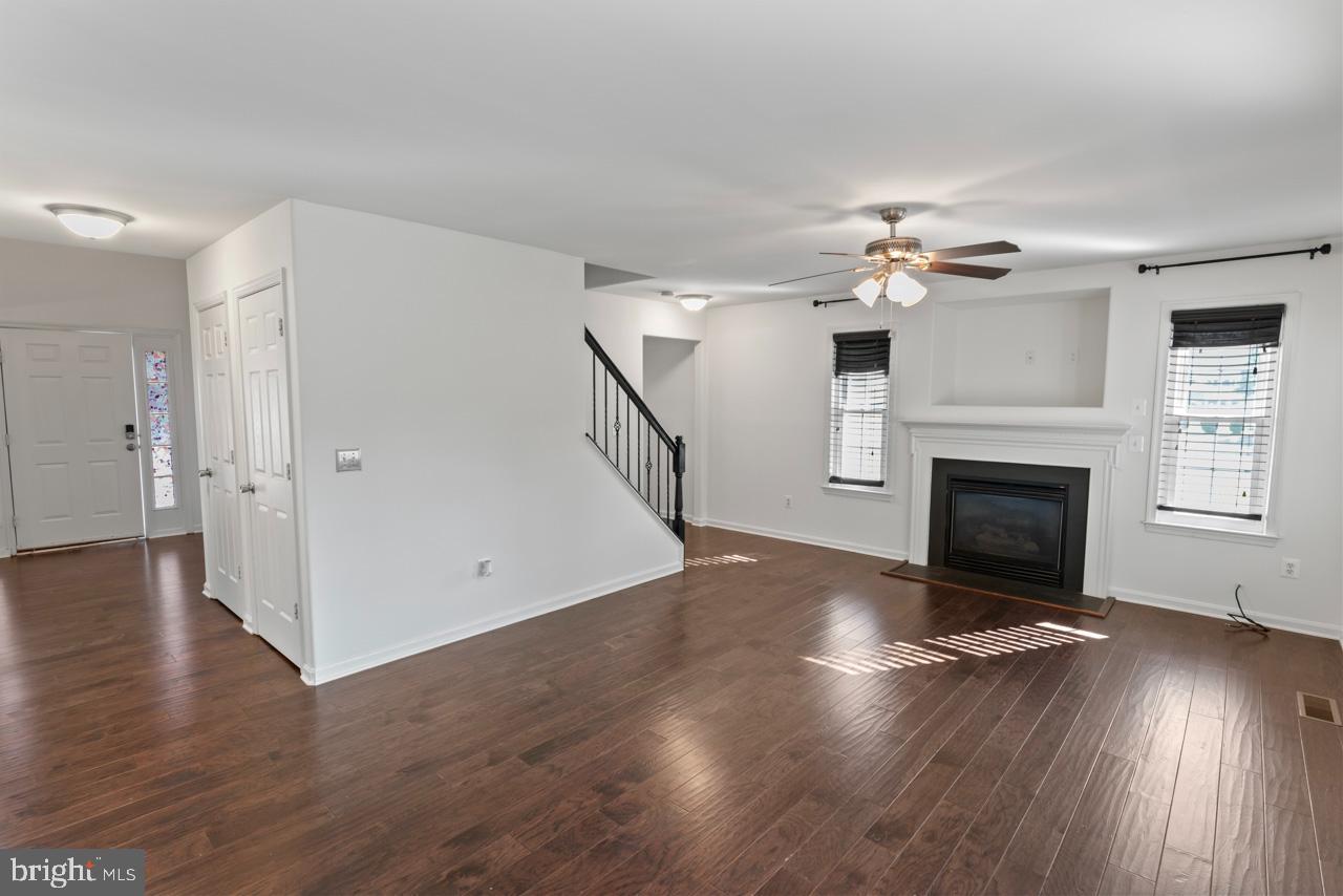 AUSTIN RIDGE - Residential Lease