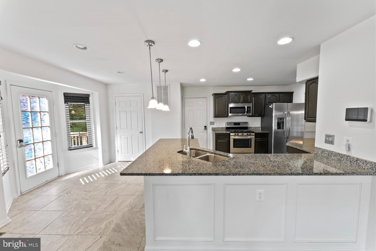 AUSTIN RIDGE - Residential Lease