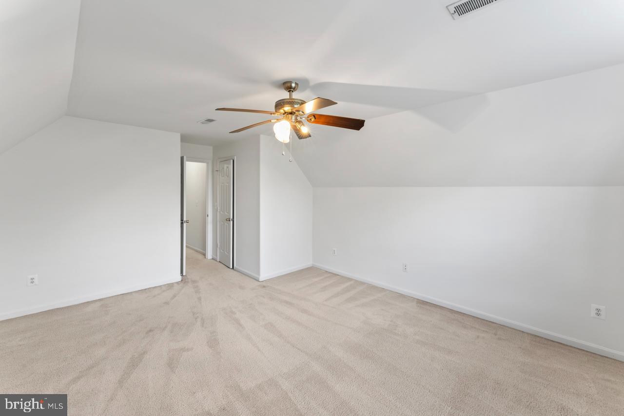 AUSTIN RIDGE - Residential Lease