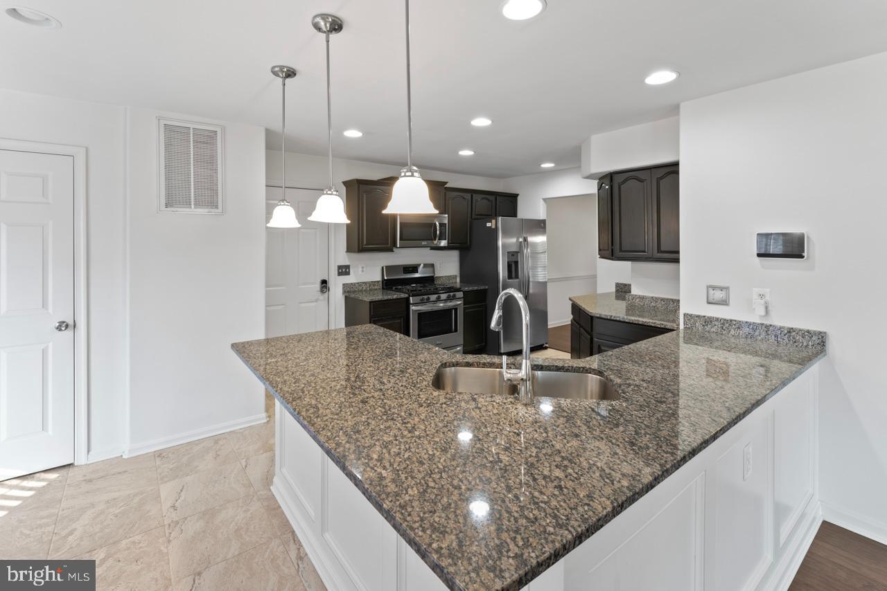 AUSTIN RIDGE - Residential Lease