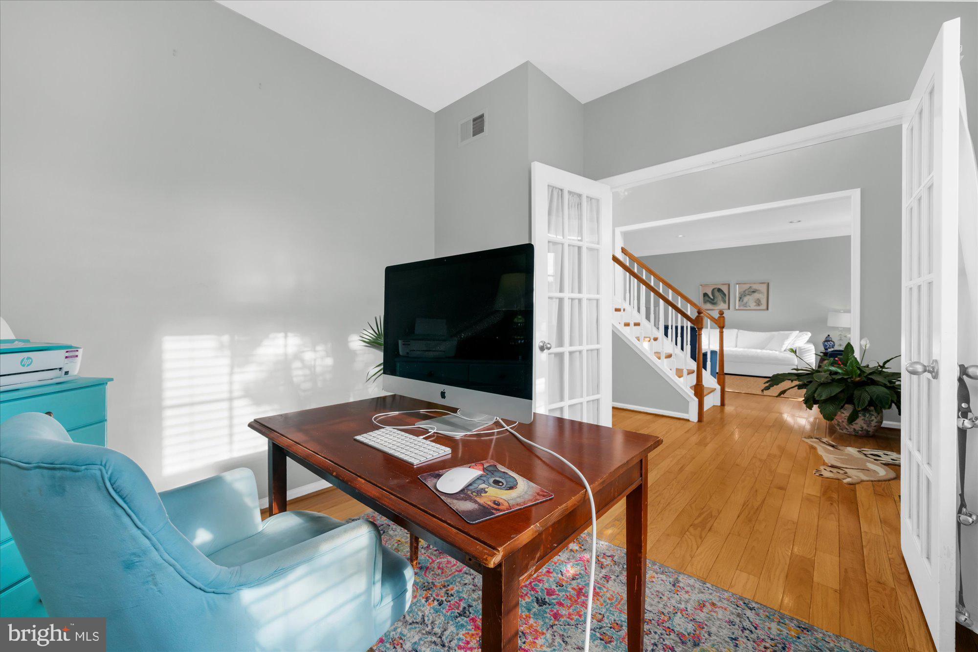 LAUREL HEIGHTS - Residential