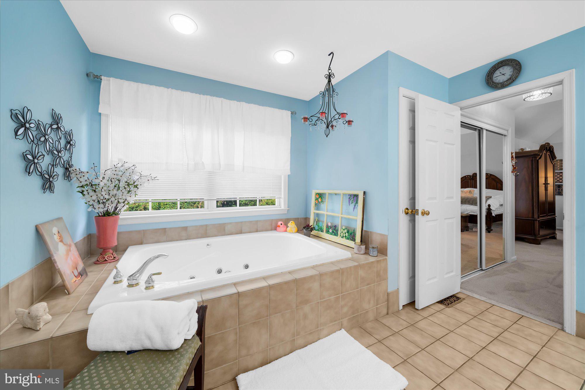 LAUREL HEIGHTS - Residential