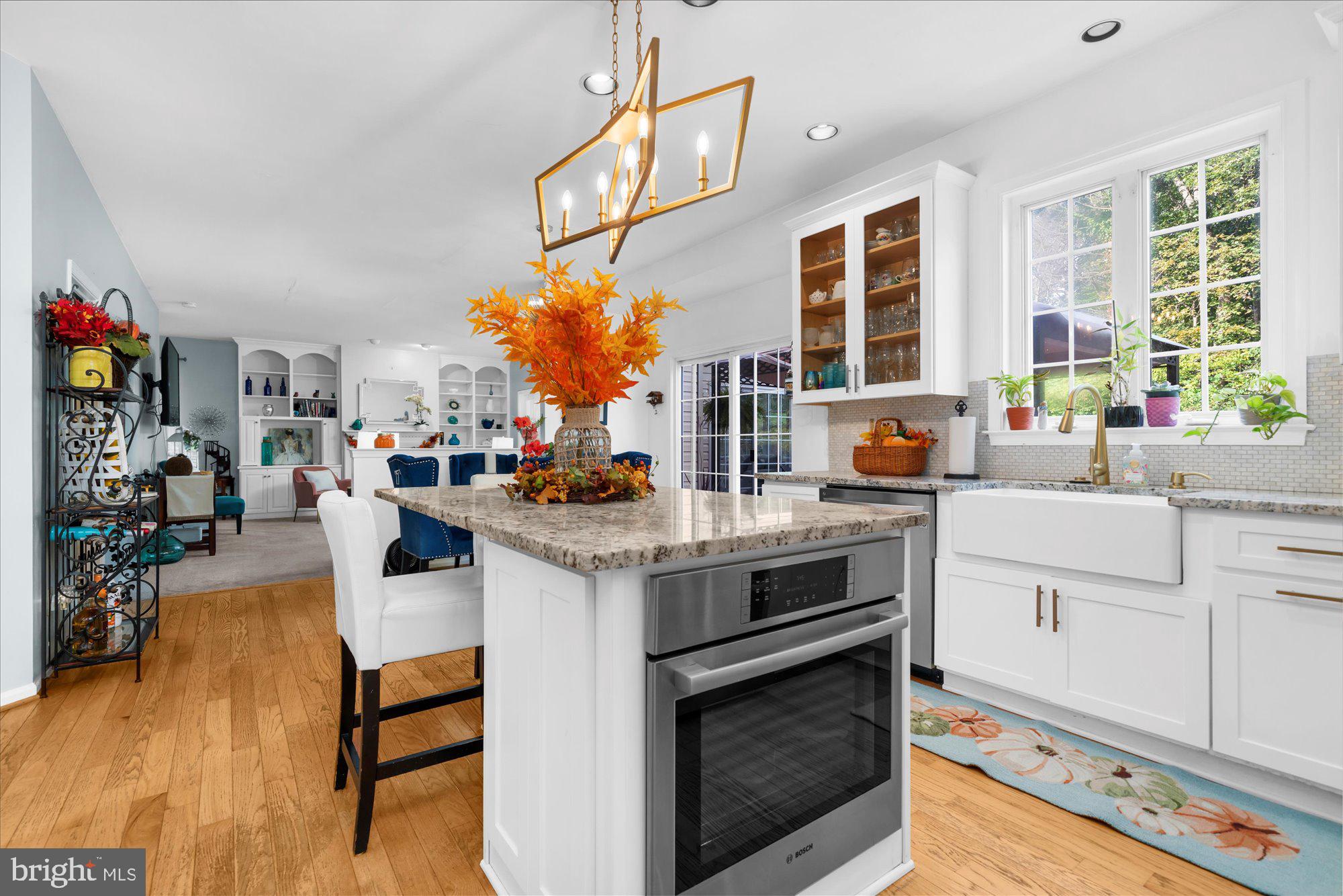 LAUREL HEIGHTS - Residential