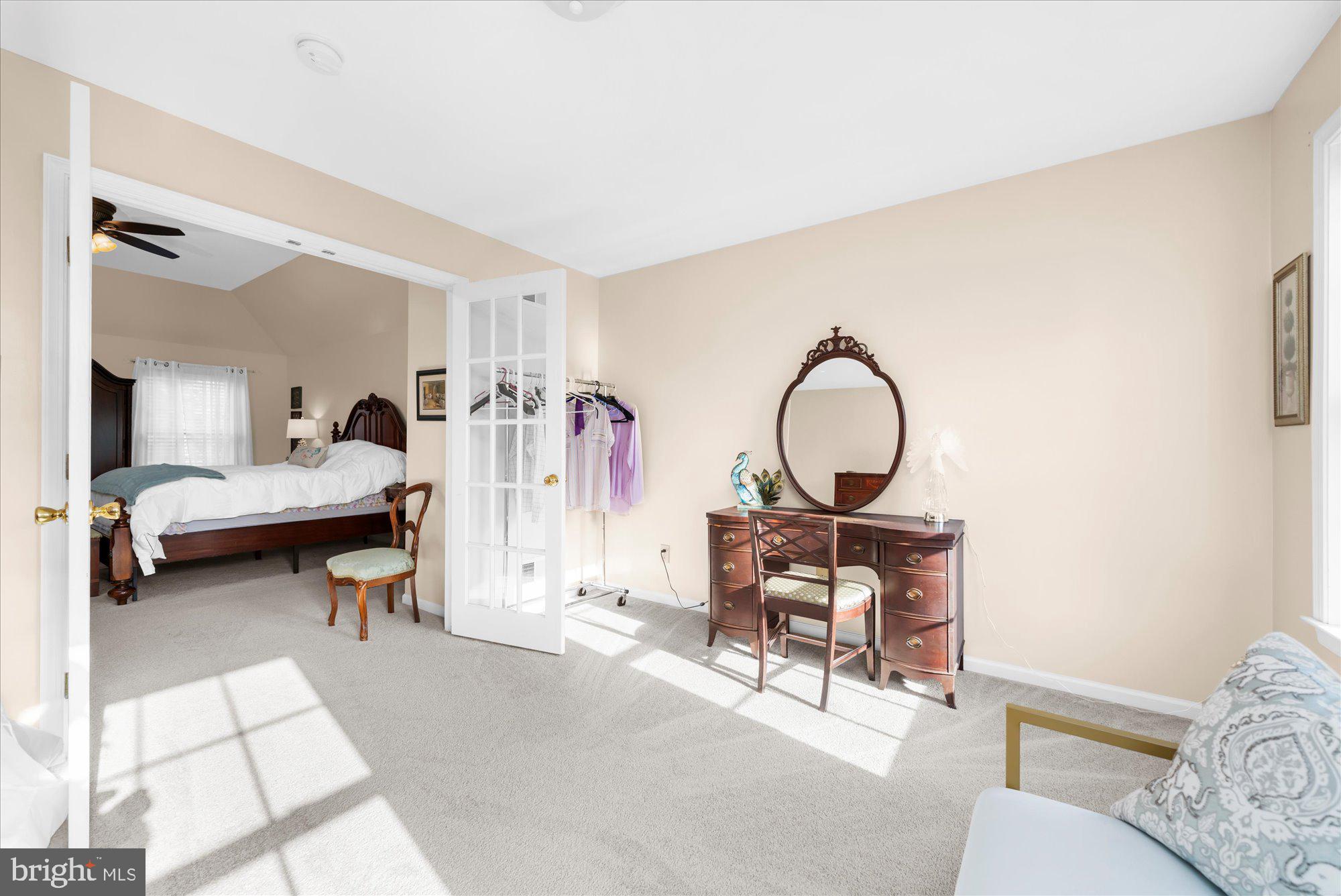 LAUREL HEIGHTS - Residential