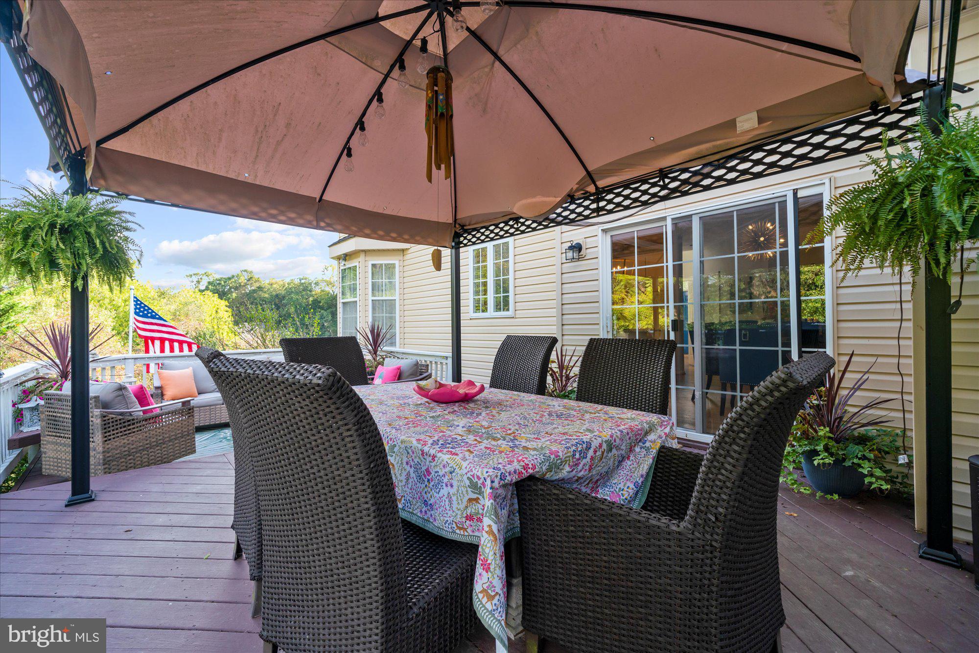 LAUREL HEIGHTS - Residential