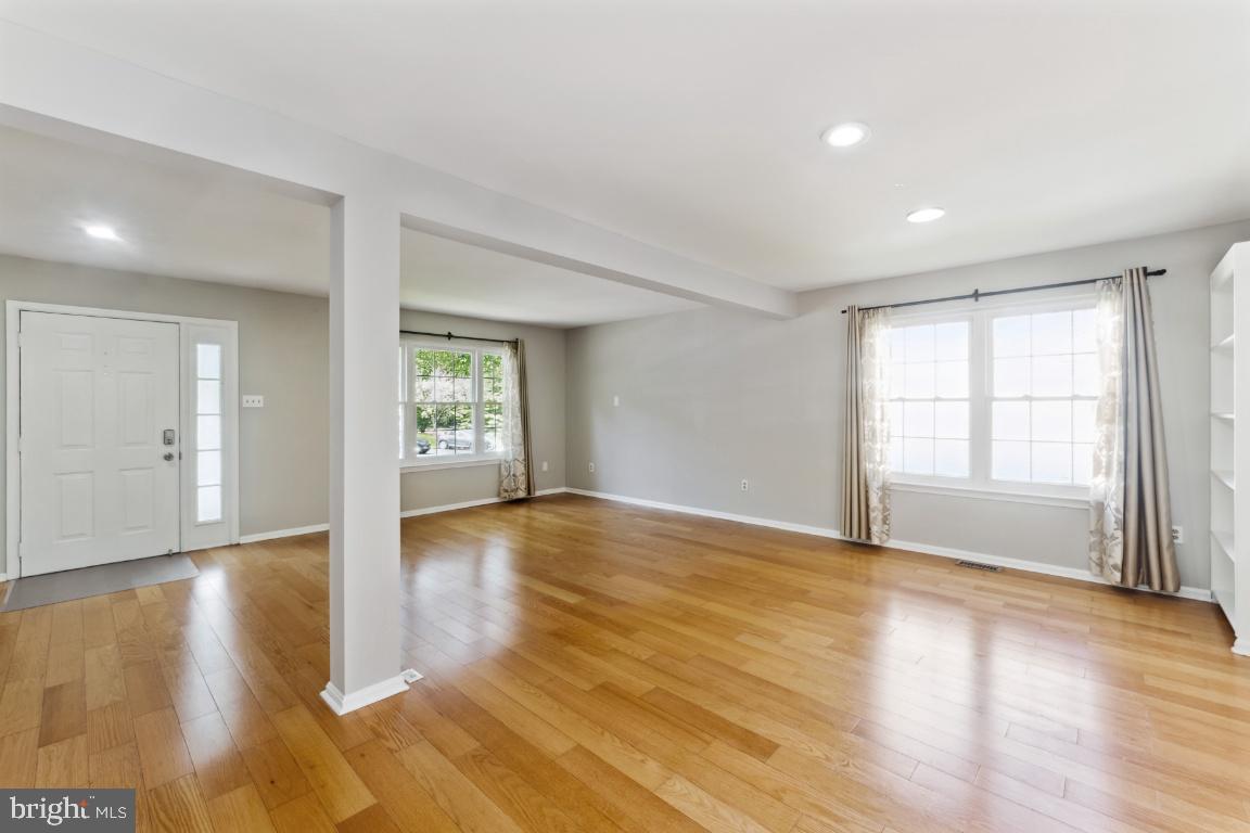 ELLICOTTS CHOICE - Residential