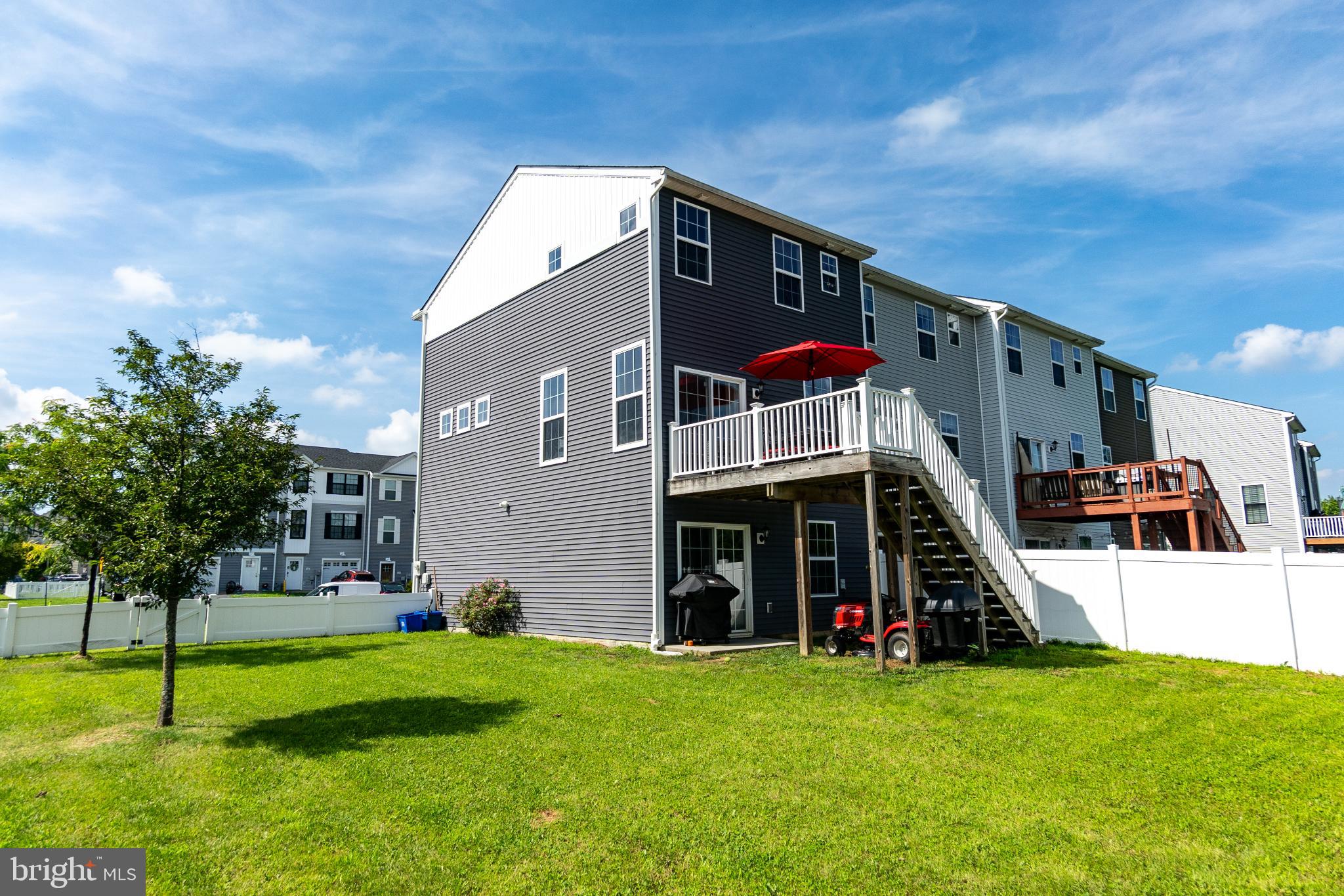 BROOKSIDE TOWNHOMES - Residential