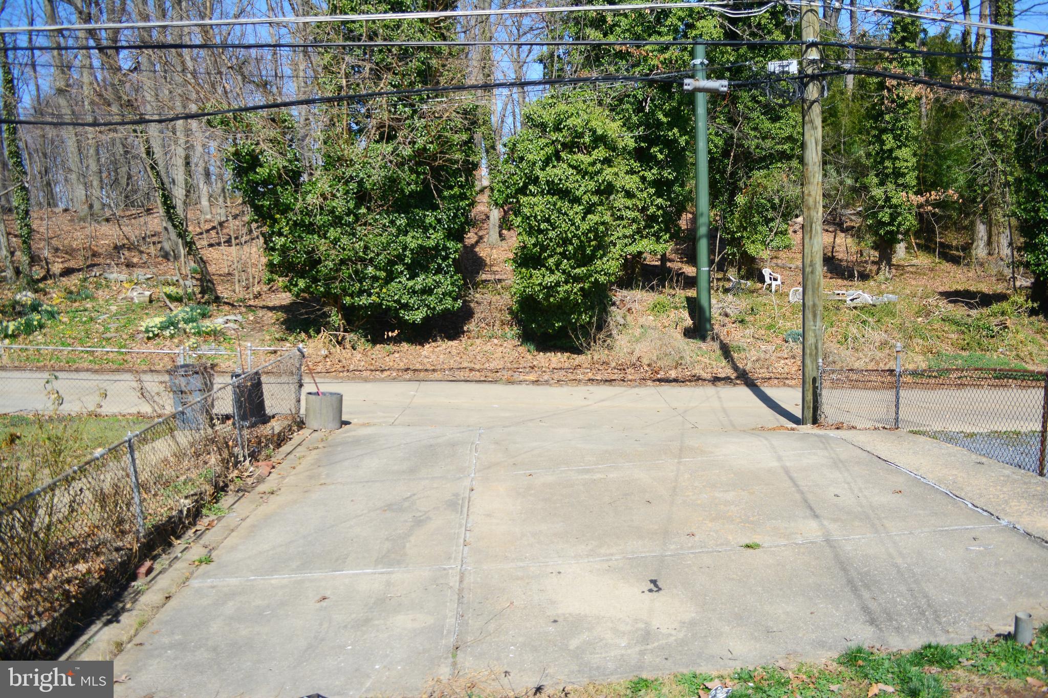 ARBOUR MANOR - Residential