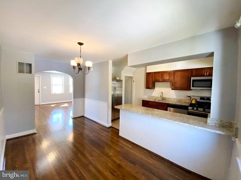 ARBOUR MANOR - Residential