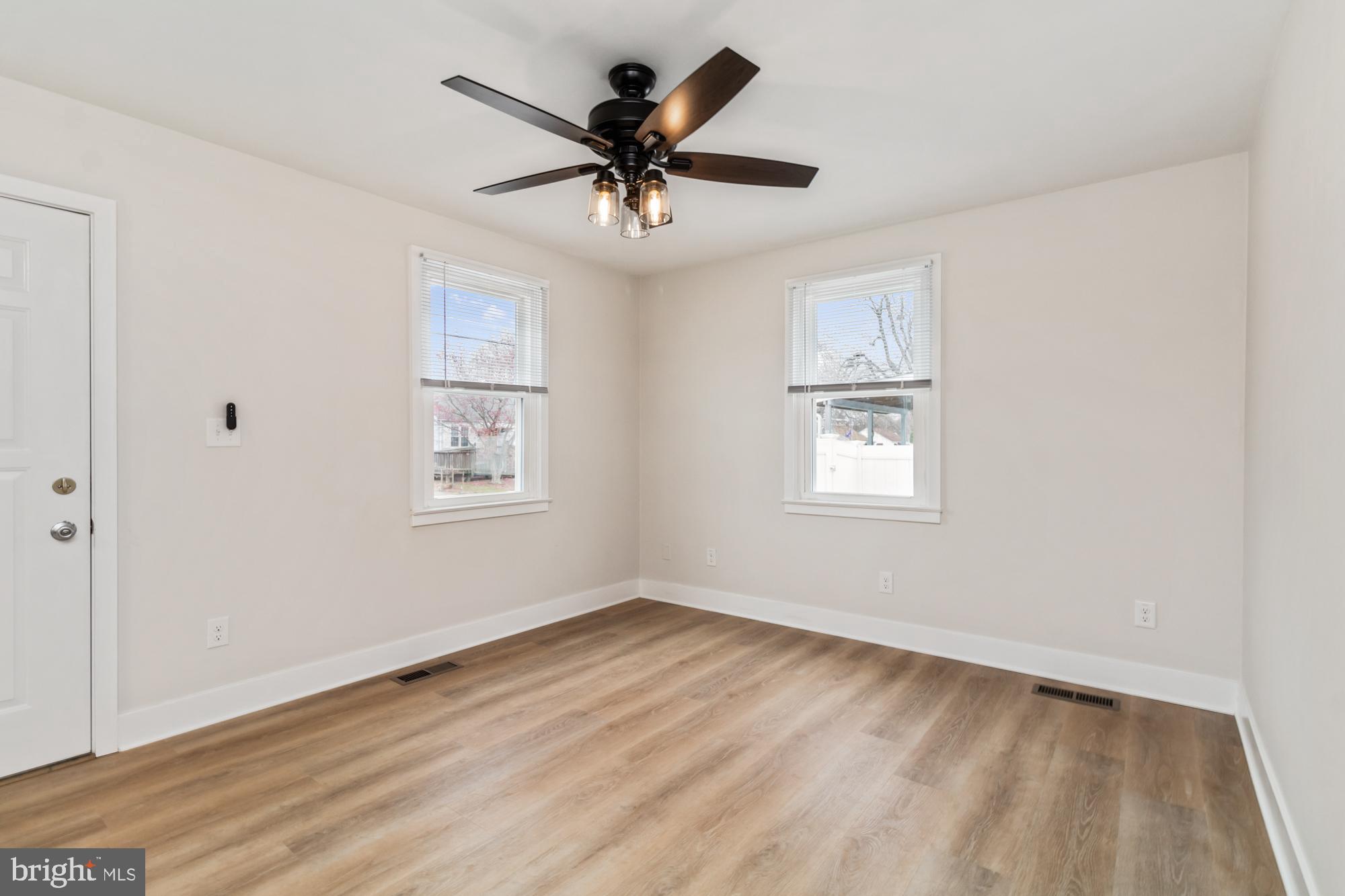 LYNDHURST - Residential