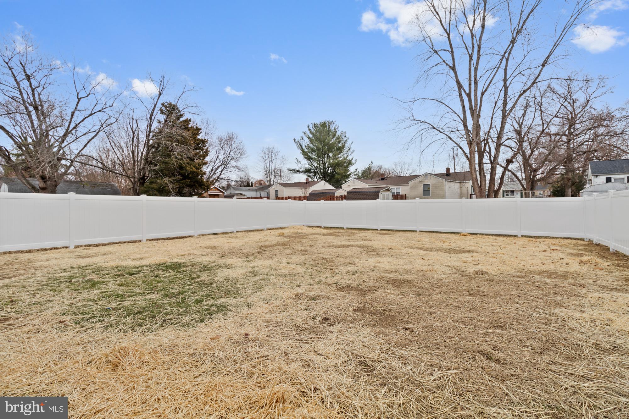 LYNDHURST - Residential