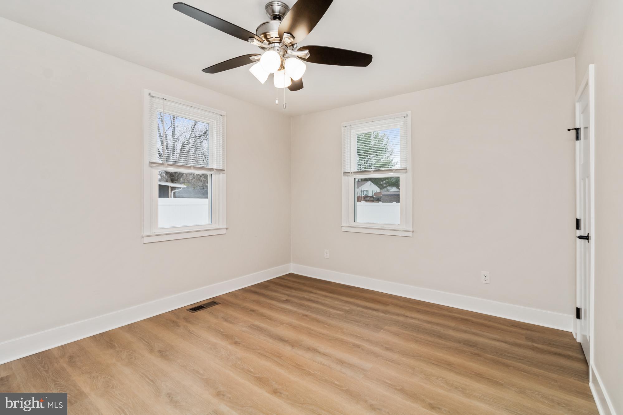 LYNDHURST - Residential