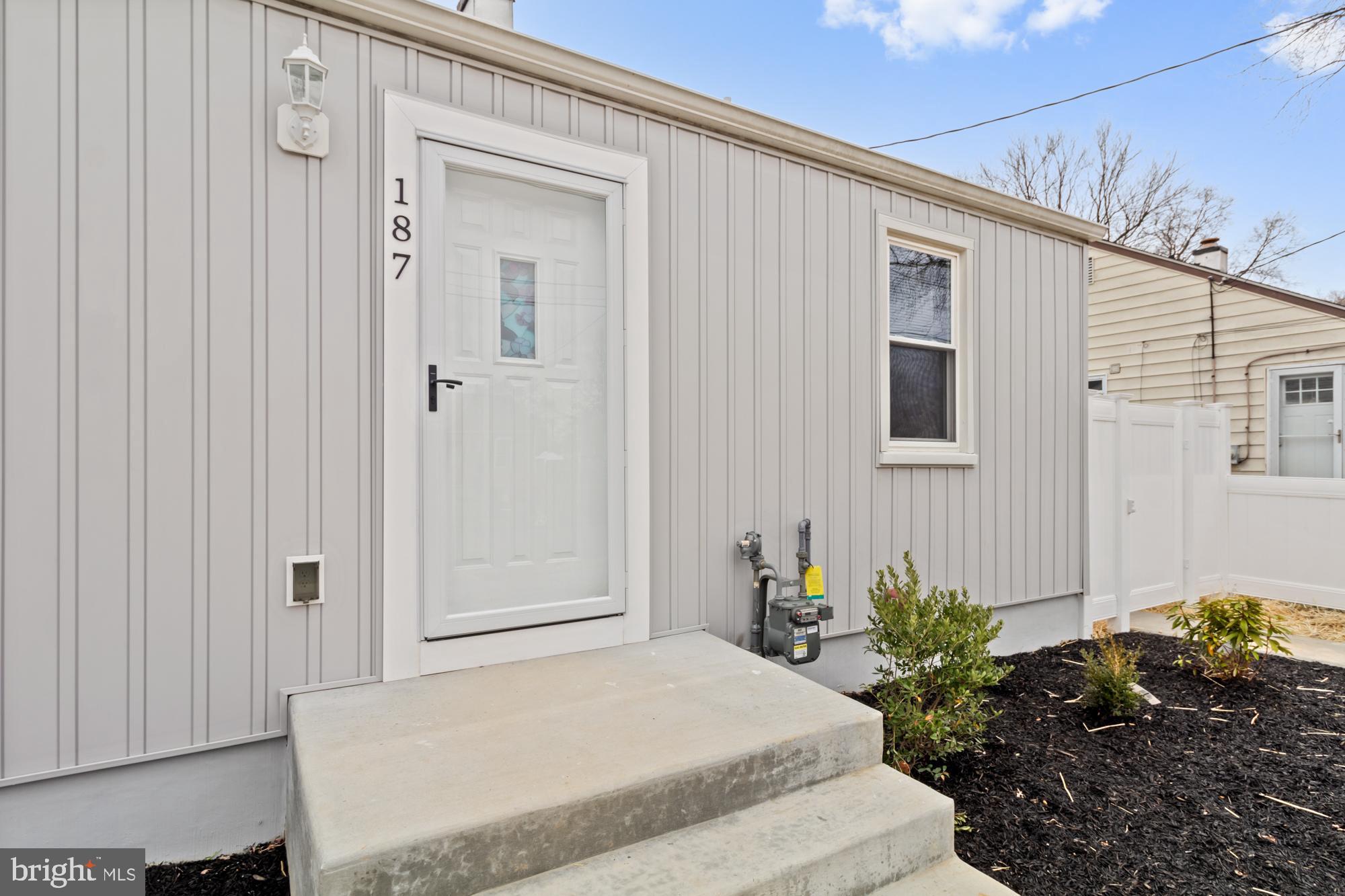 LYNDHURST - Residential
