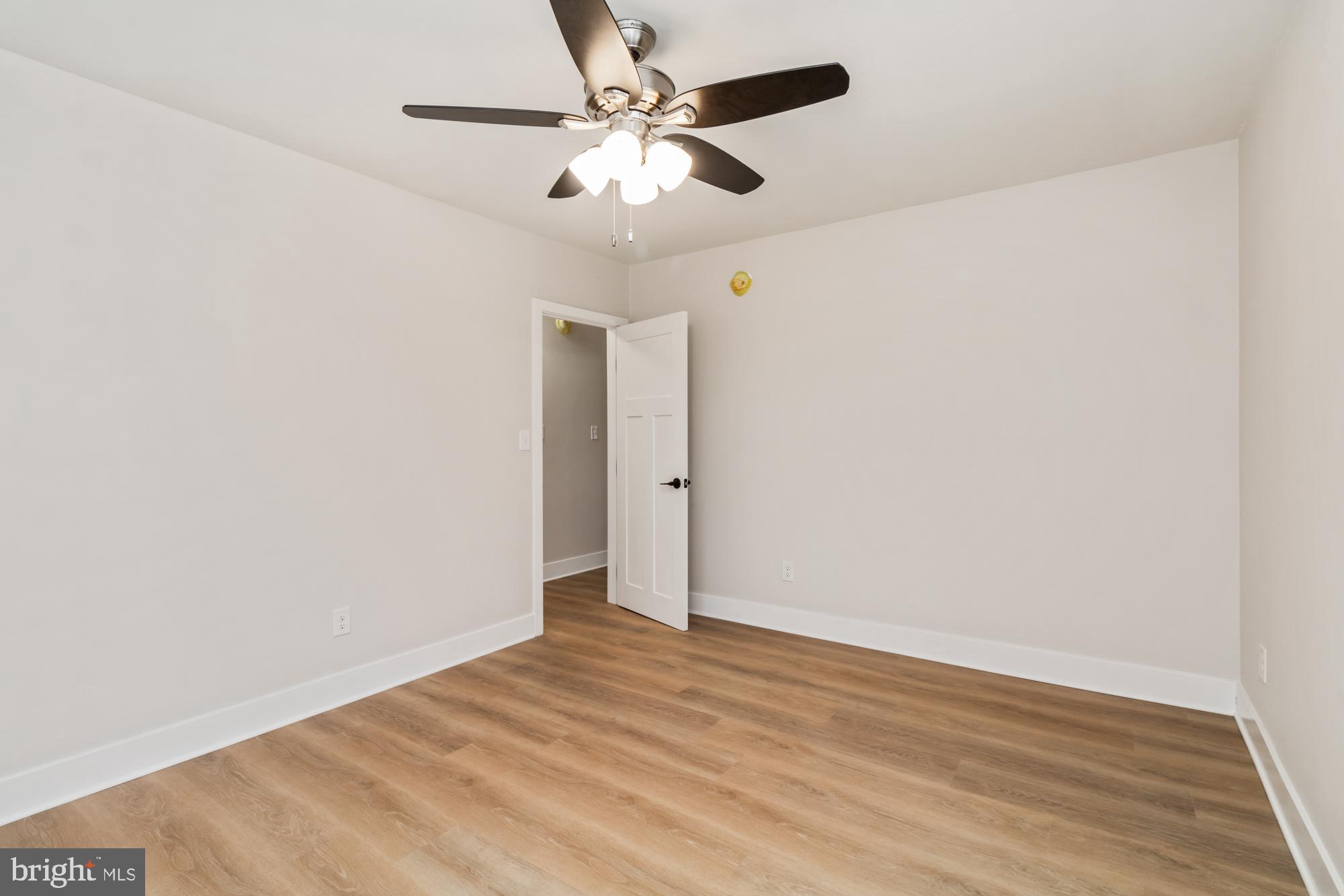 LYNDHURST - Residential