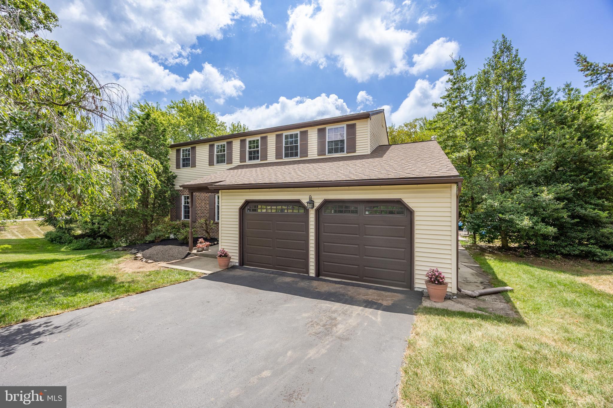 3 BUCKTHORN LANE