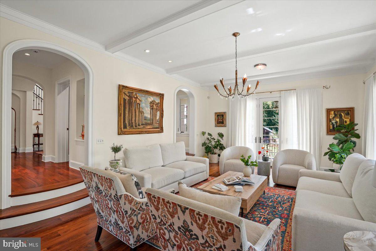 GREEN ACRES - Residential