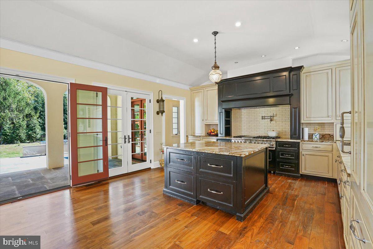 GREEN ACRES - Residential