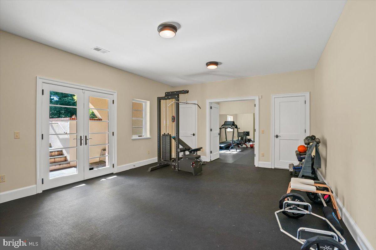 GREEN ACRES - Residential