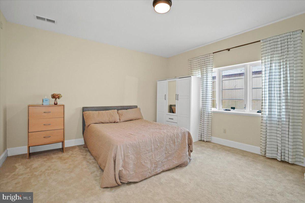 GREEN ACRES - Residential