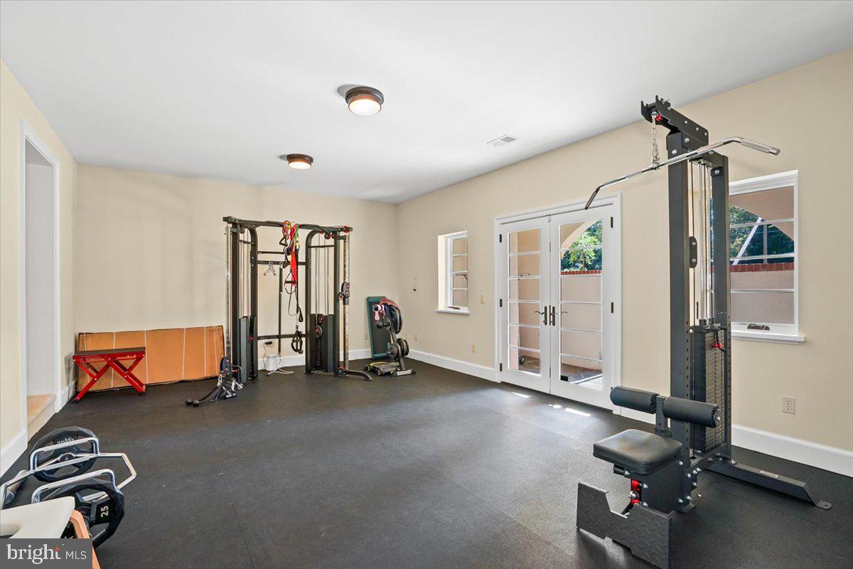 GREEN ACRES - Residential