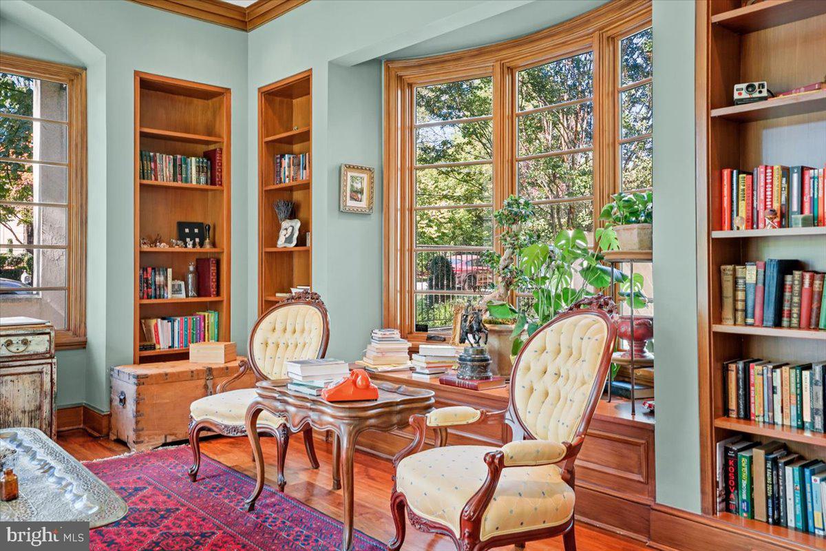 GREEN ACRES - Residential