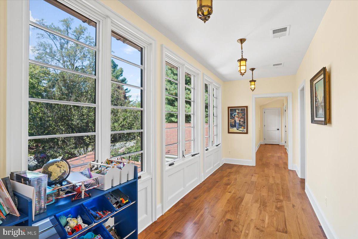 GREEN ACRES - Residential