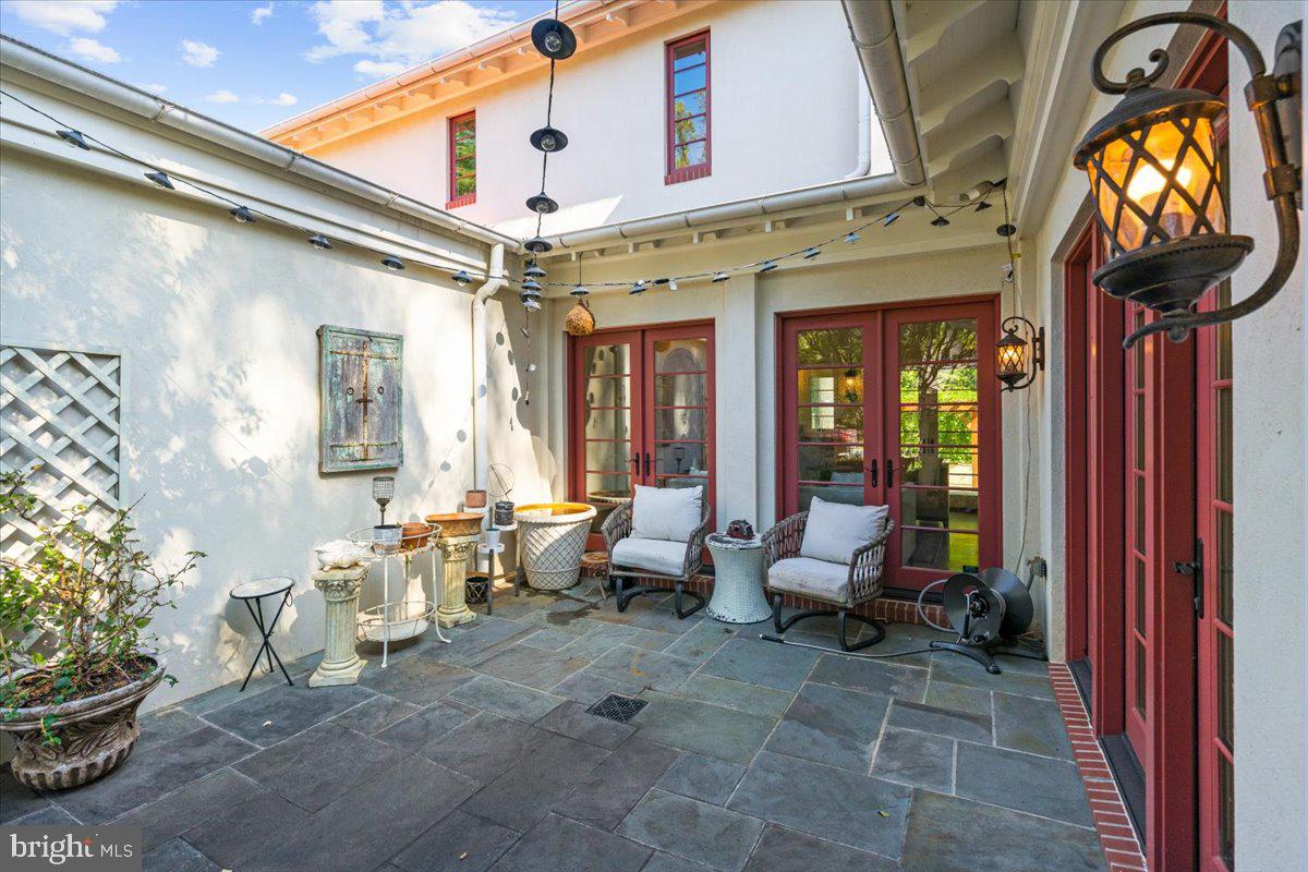 GREEN ACRES - Residential