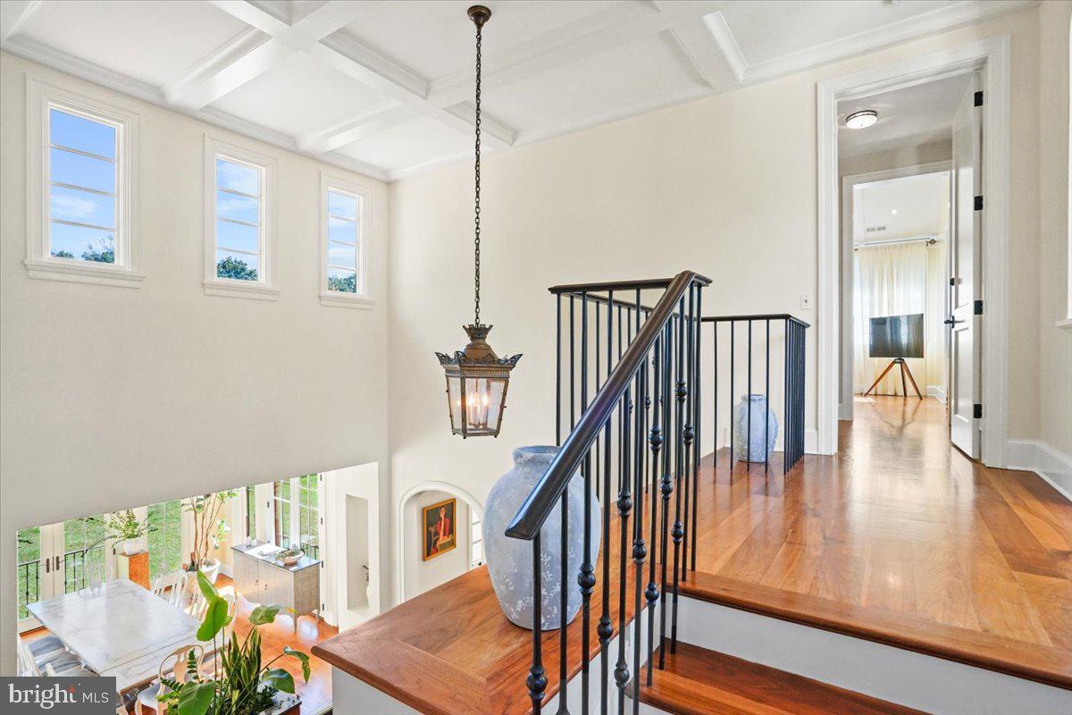 GREEN ACRES - Residential