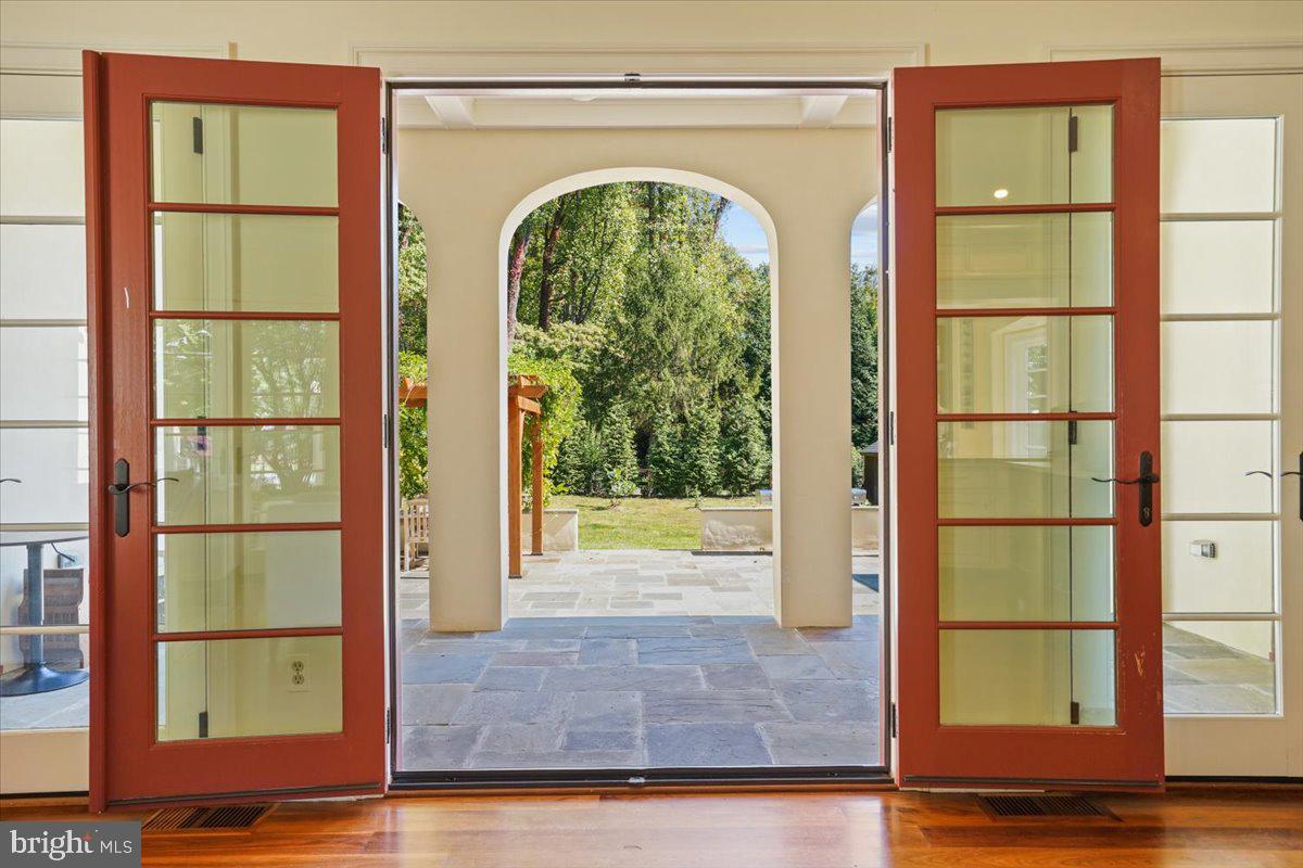 GREEN ACRES - Residential