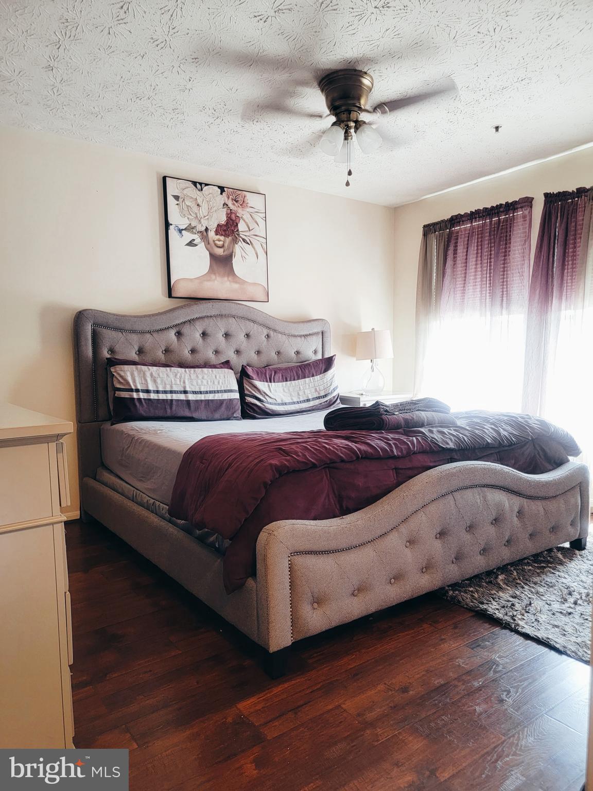 HICKORY HILLS - Residential