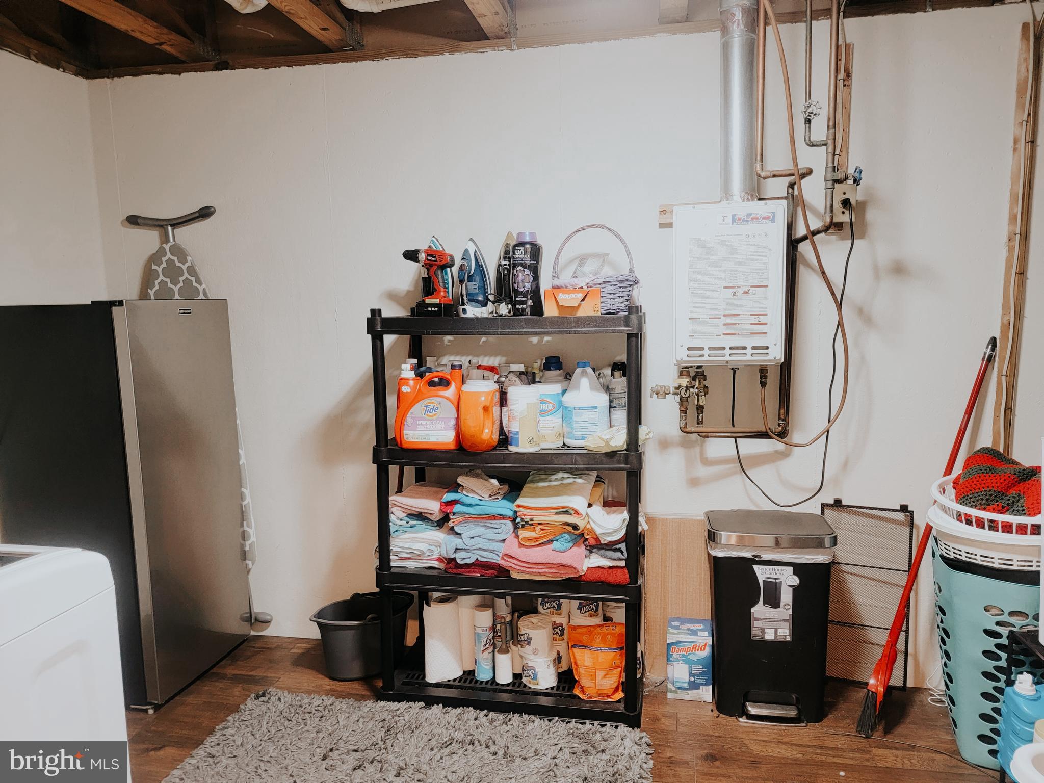 HICKORY HILLS - Residential