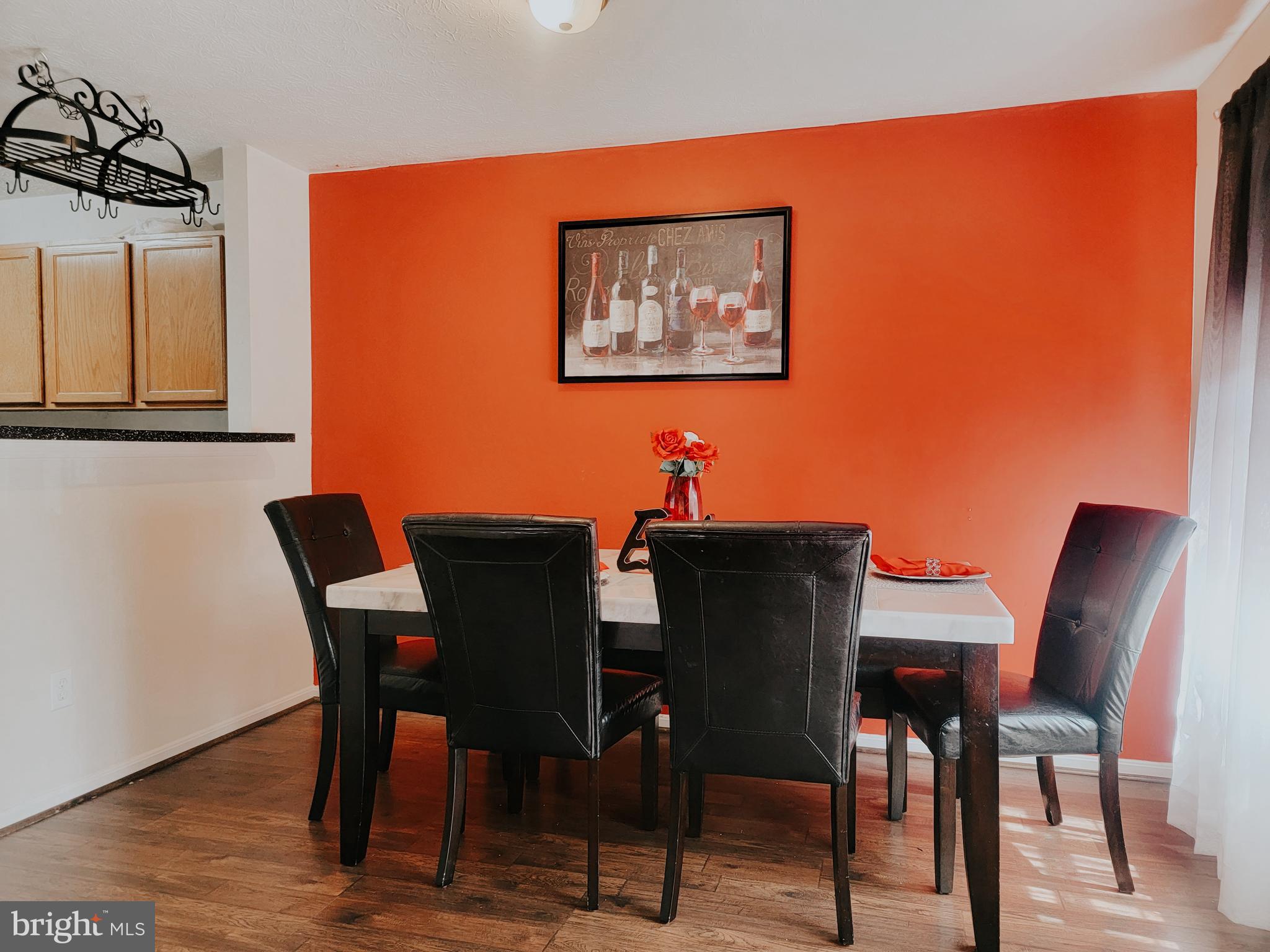 HICKORY HILLS - Residential