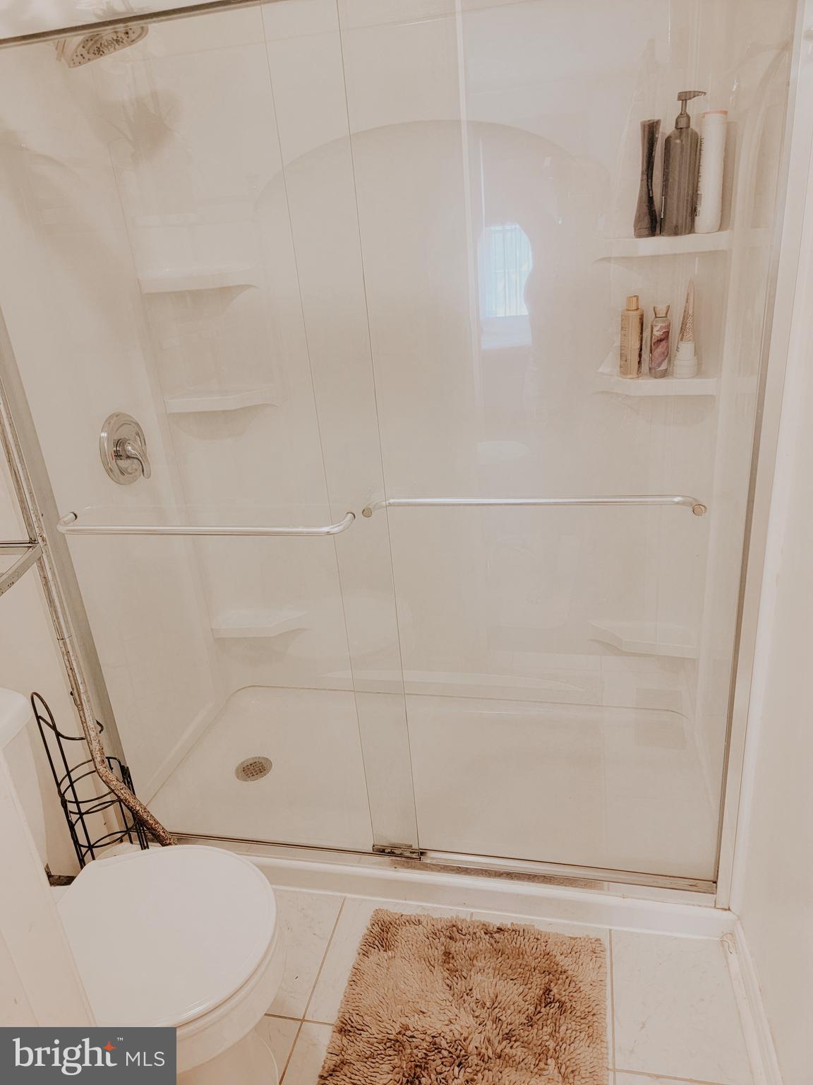 HICKORY HILLS - Residential