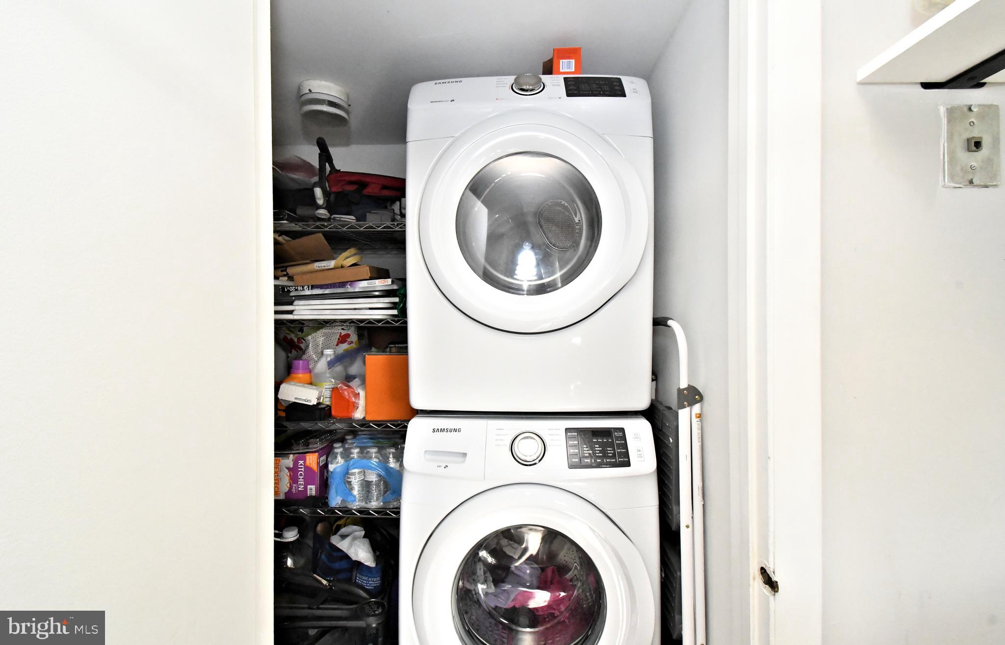 SAW MILL VALLEY - Residential