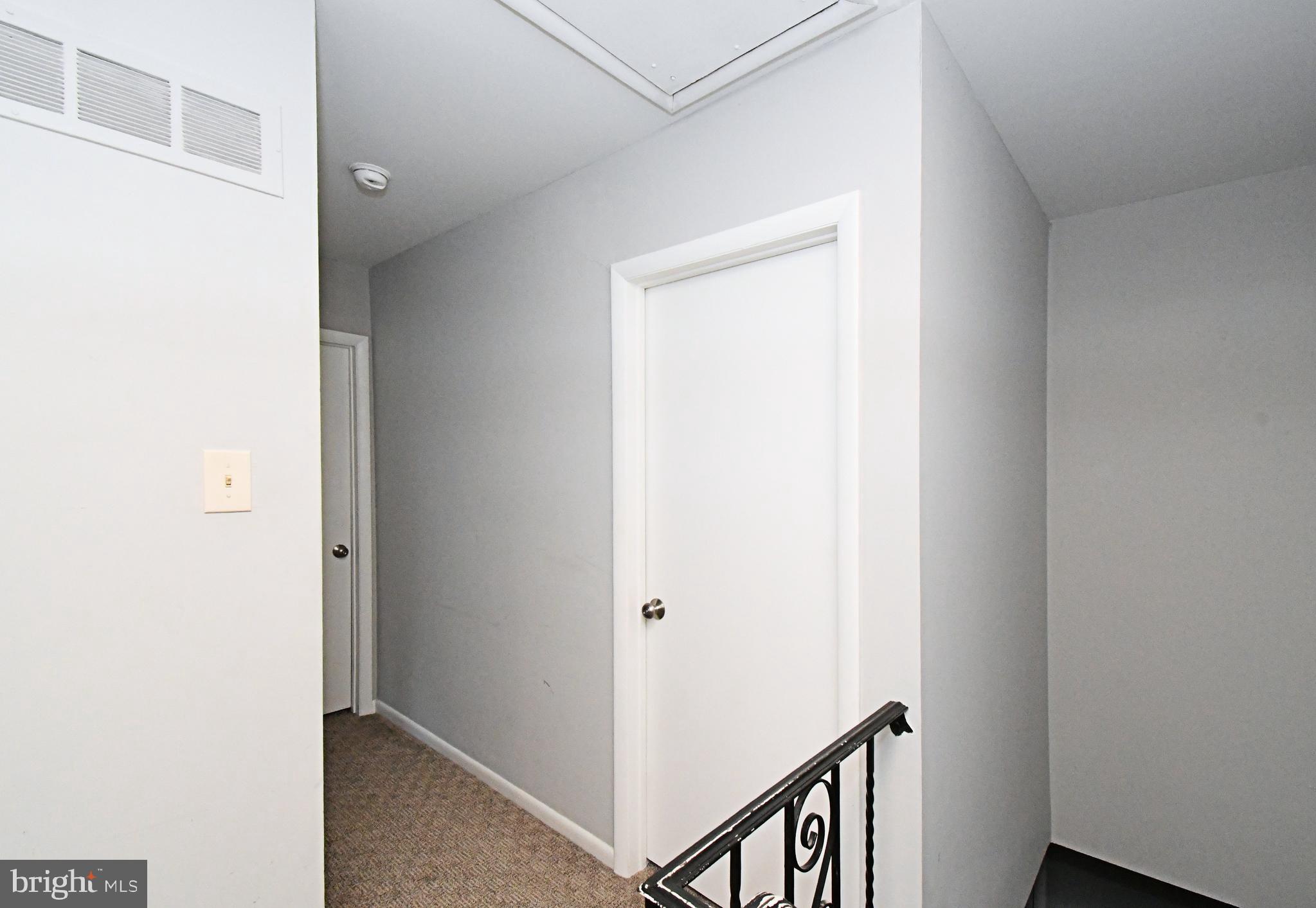 SAW MILL VALLEY - Residential