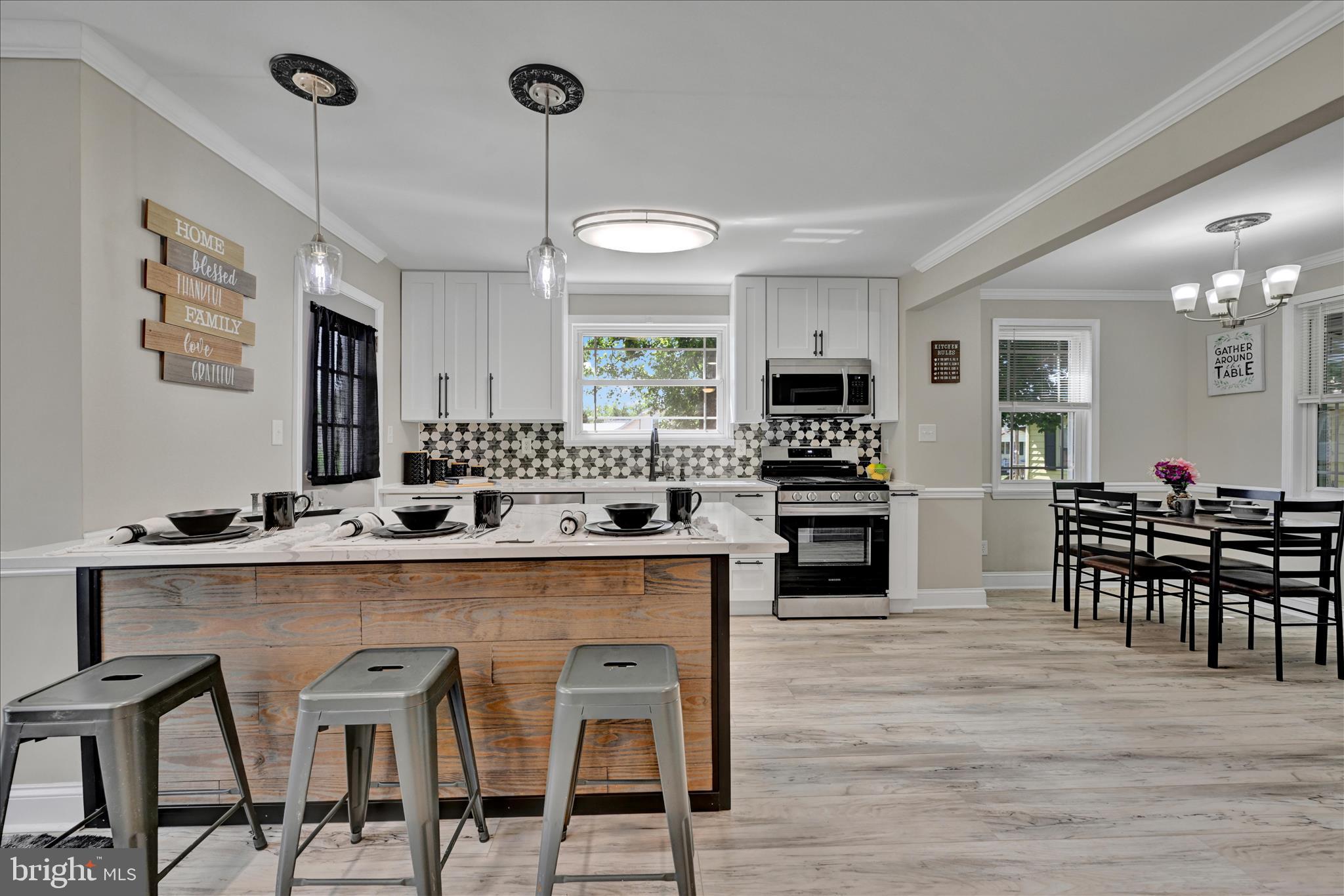 ROSEDALE - Residential