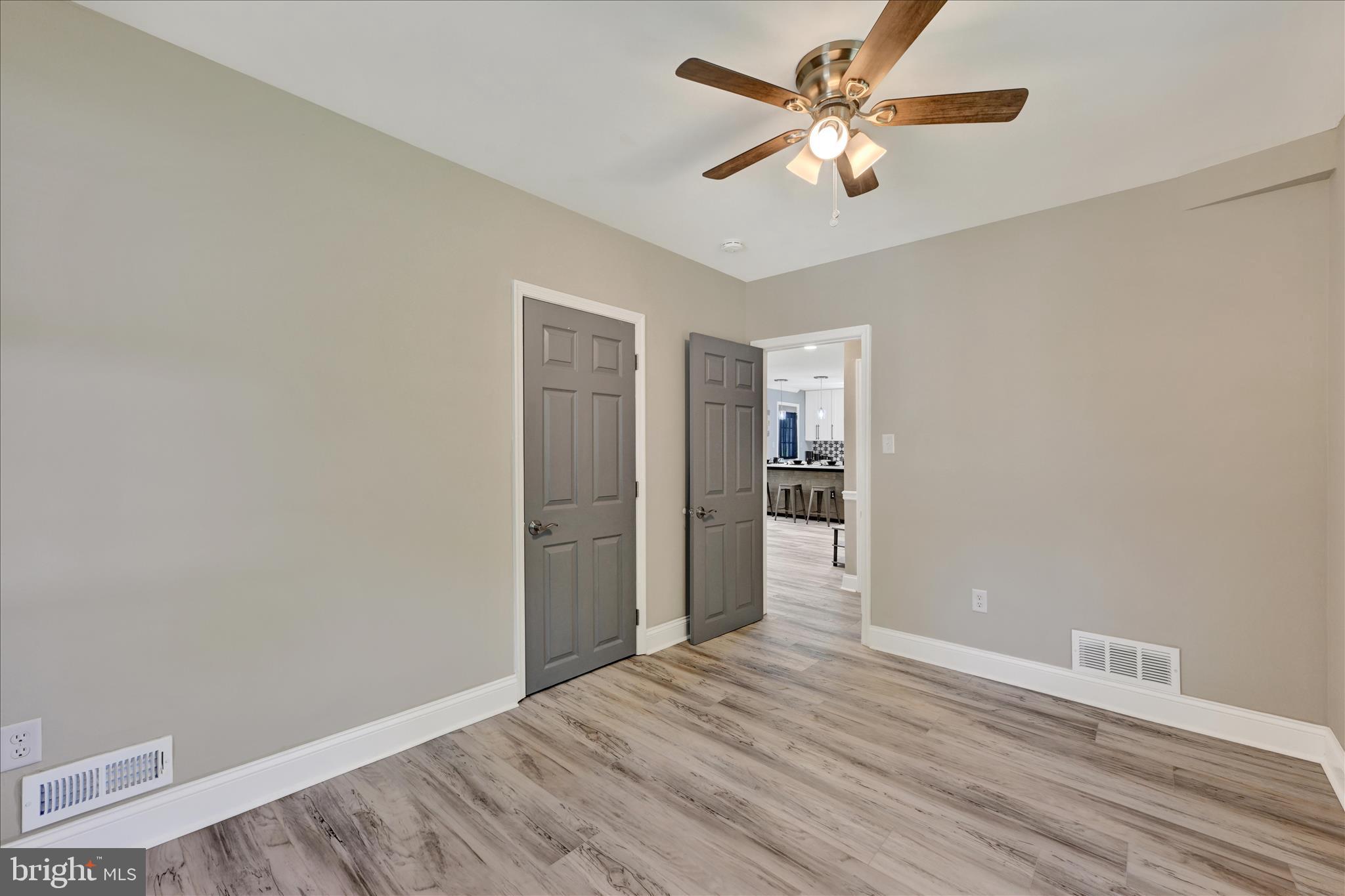 ROSEDALE - Residential