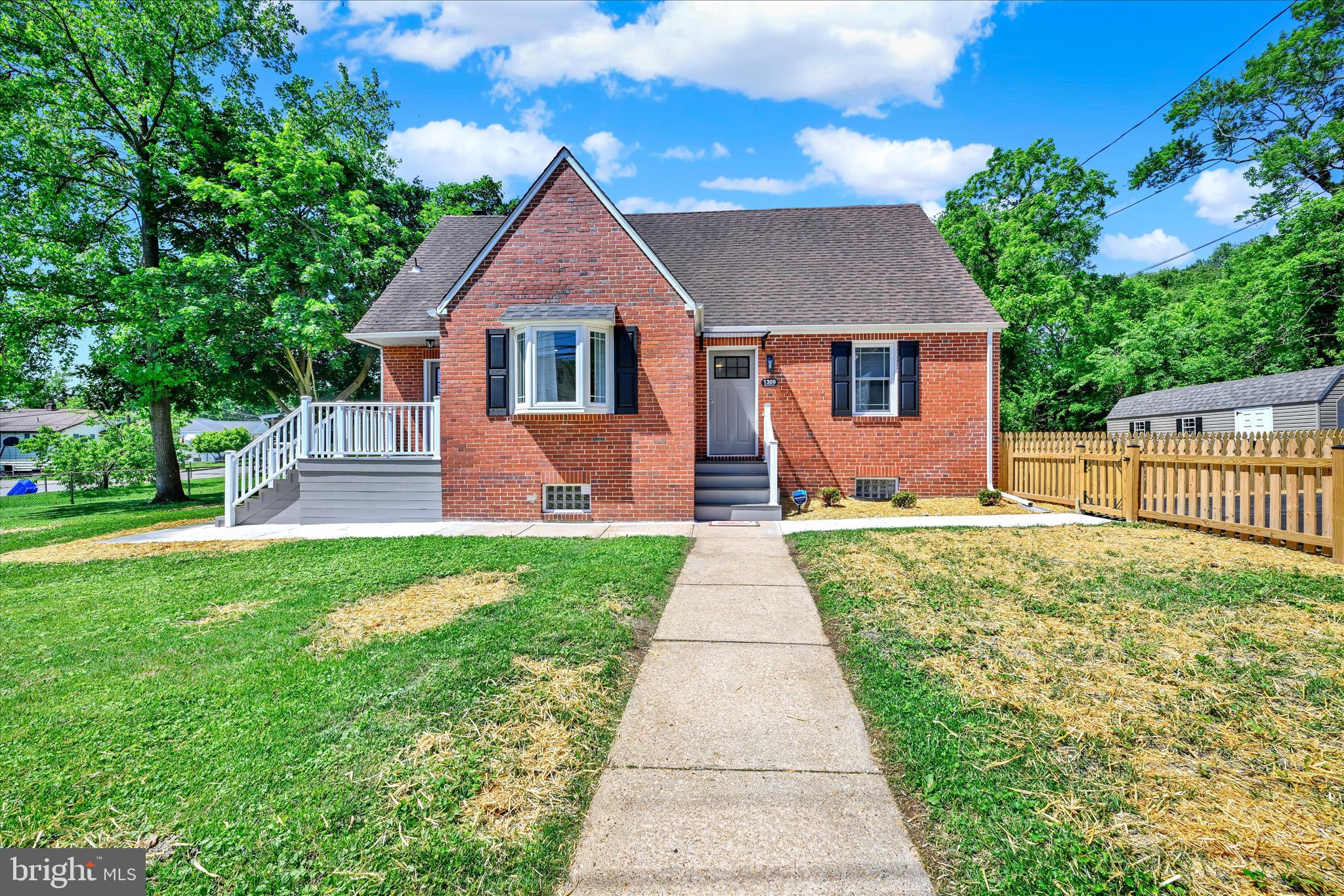 ROSEDALE - Residential
