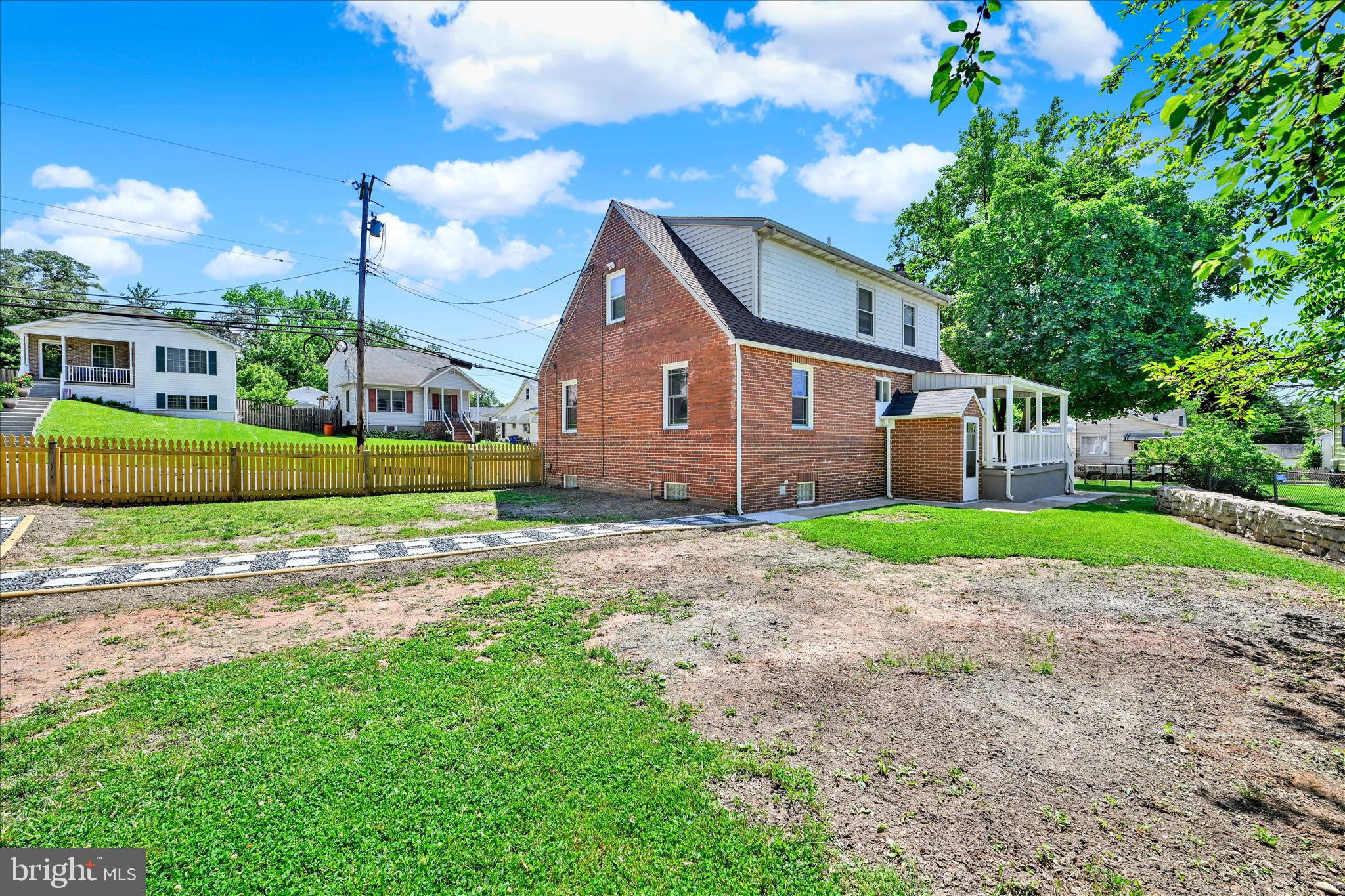 ROSEDALE - Residential