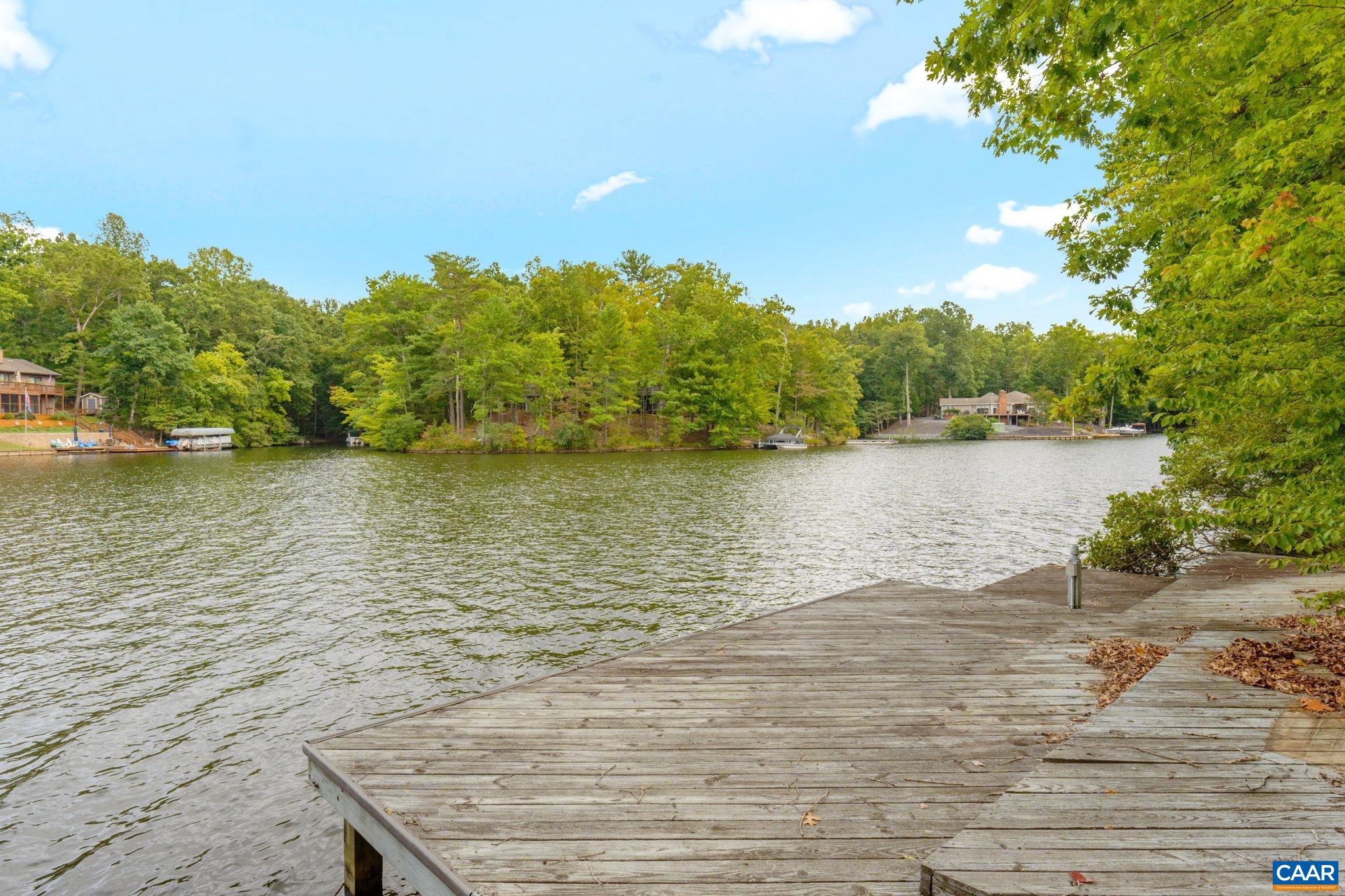 LAKE MONTICELLO - Residential