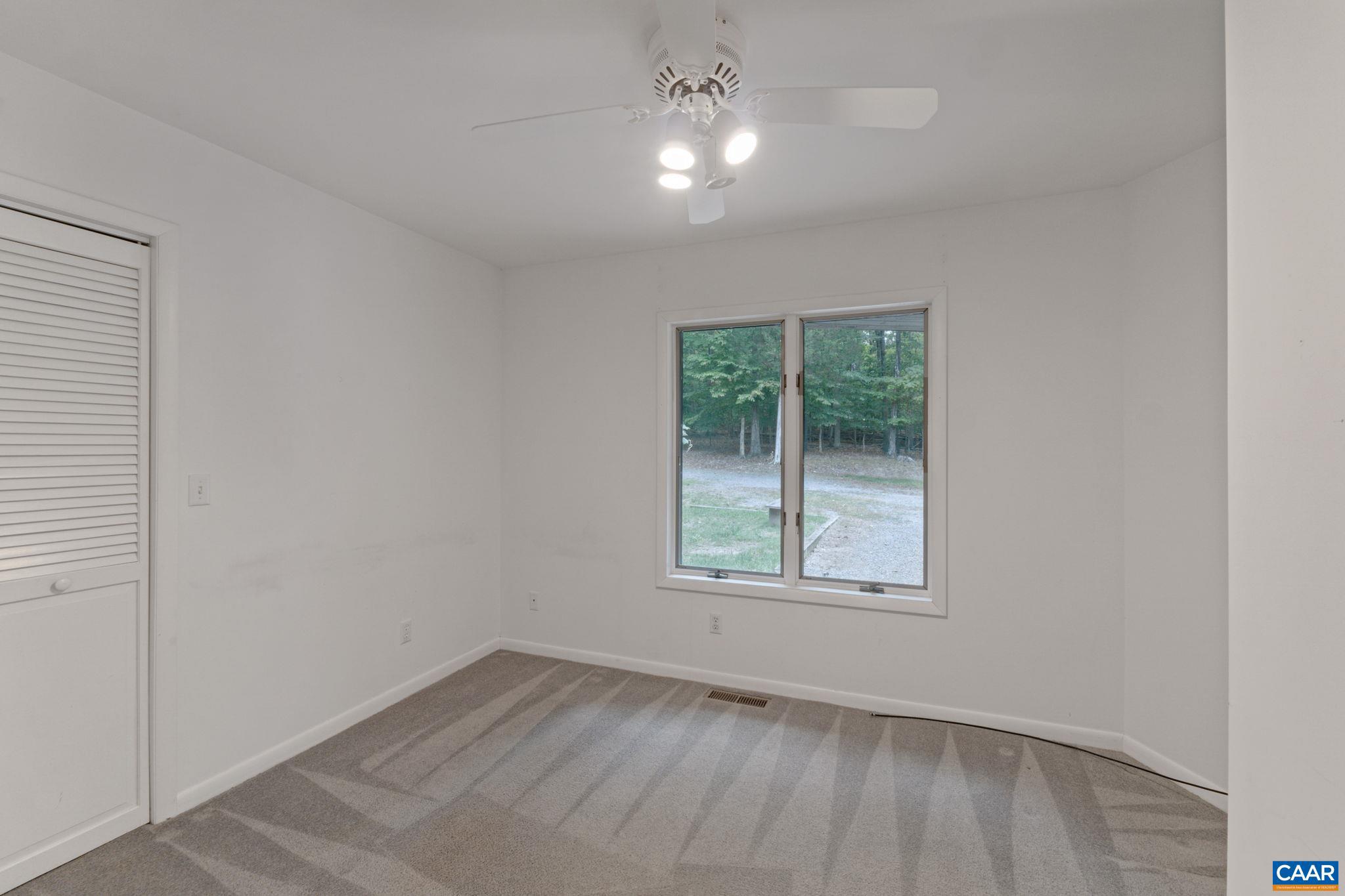 LAKE MONTICELLO - Residential