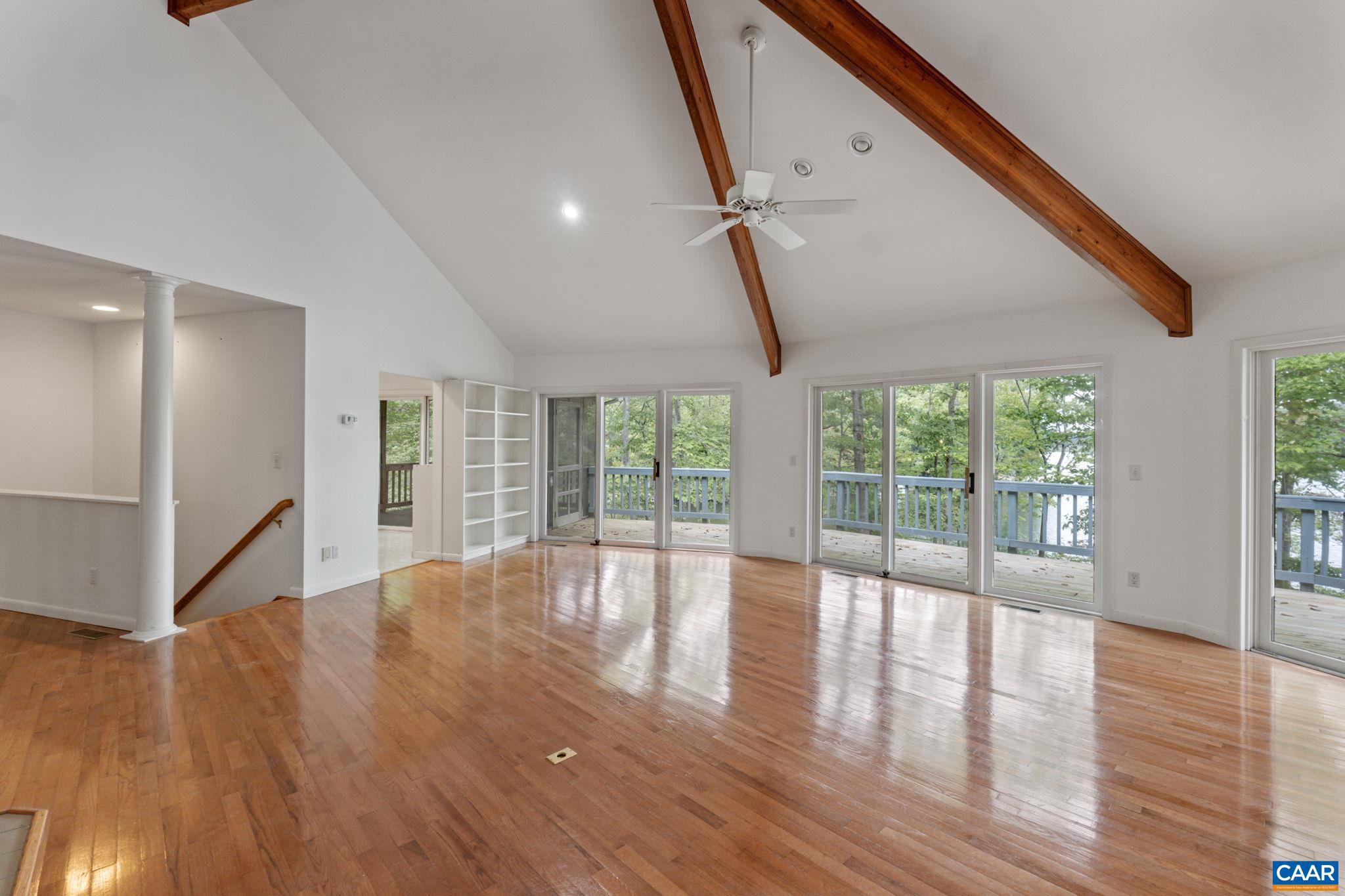 LAKE MONTICELLO - Residential