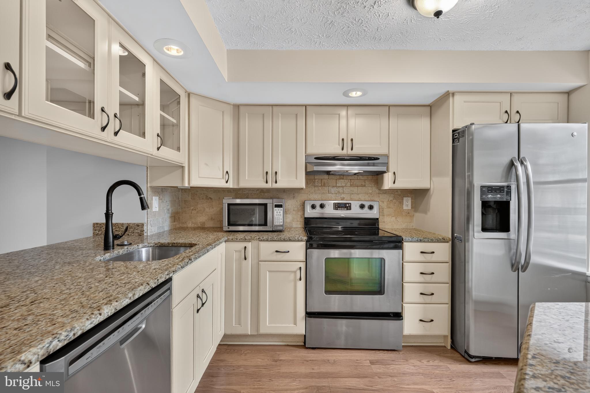 Search Homes 3 6313 SUNSET TERRACE