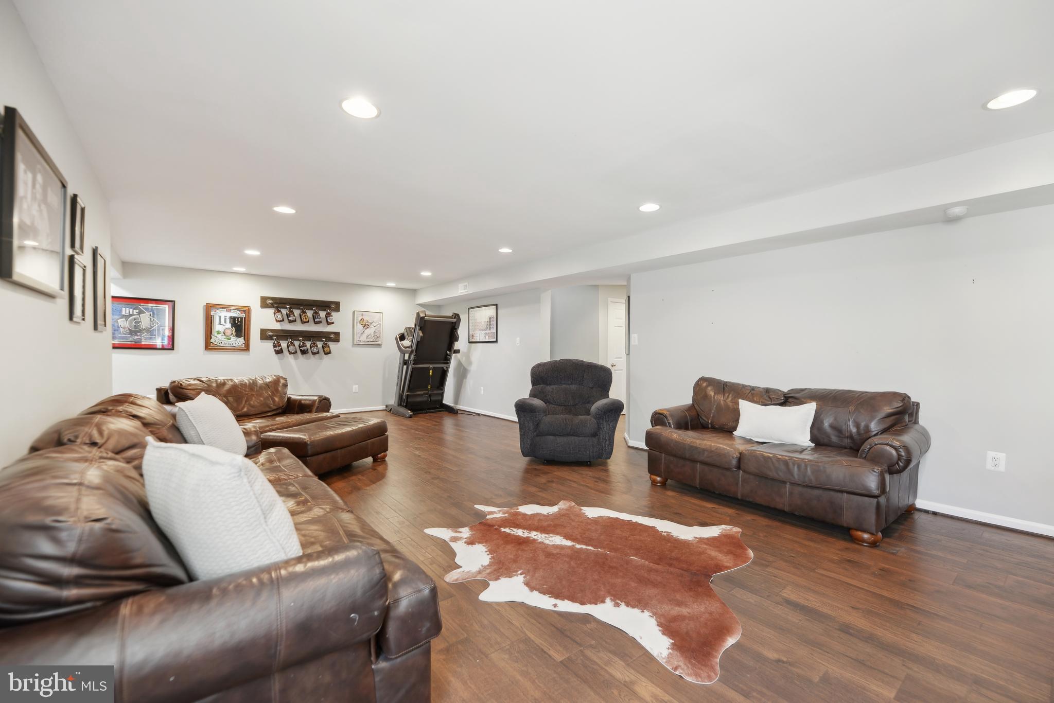 MEADOWS AT MORRIS FARM - Residential