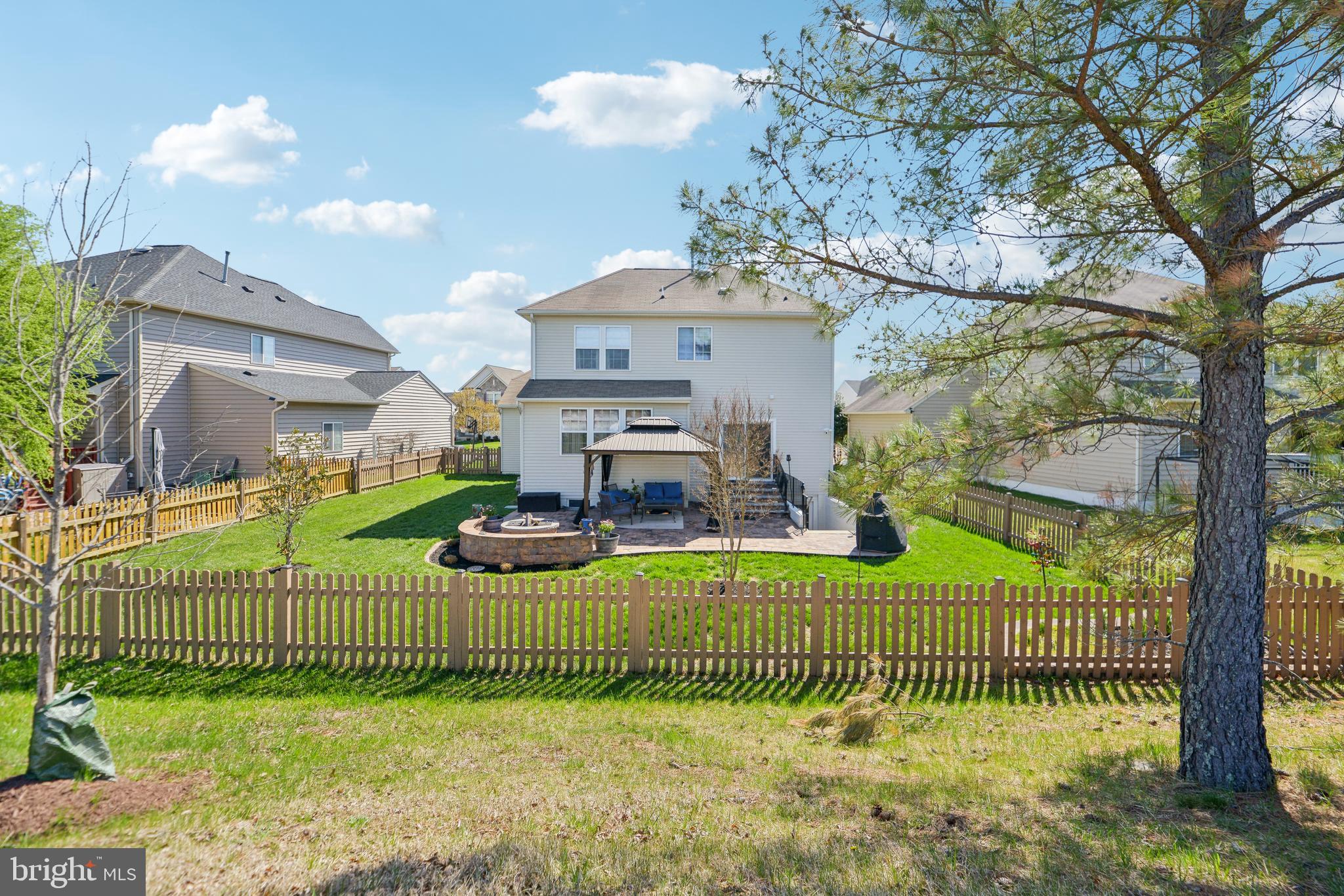 MEADOWS AT MORRIS FARM - Residential