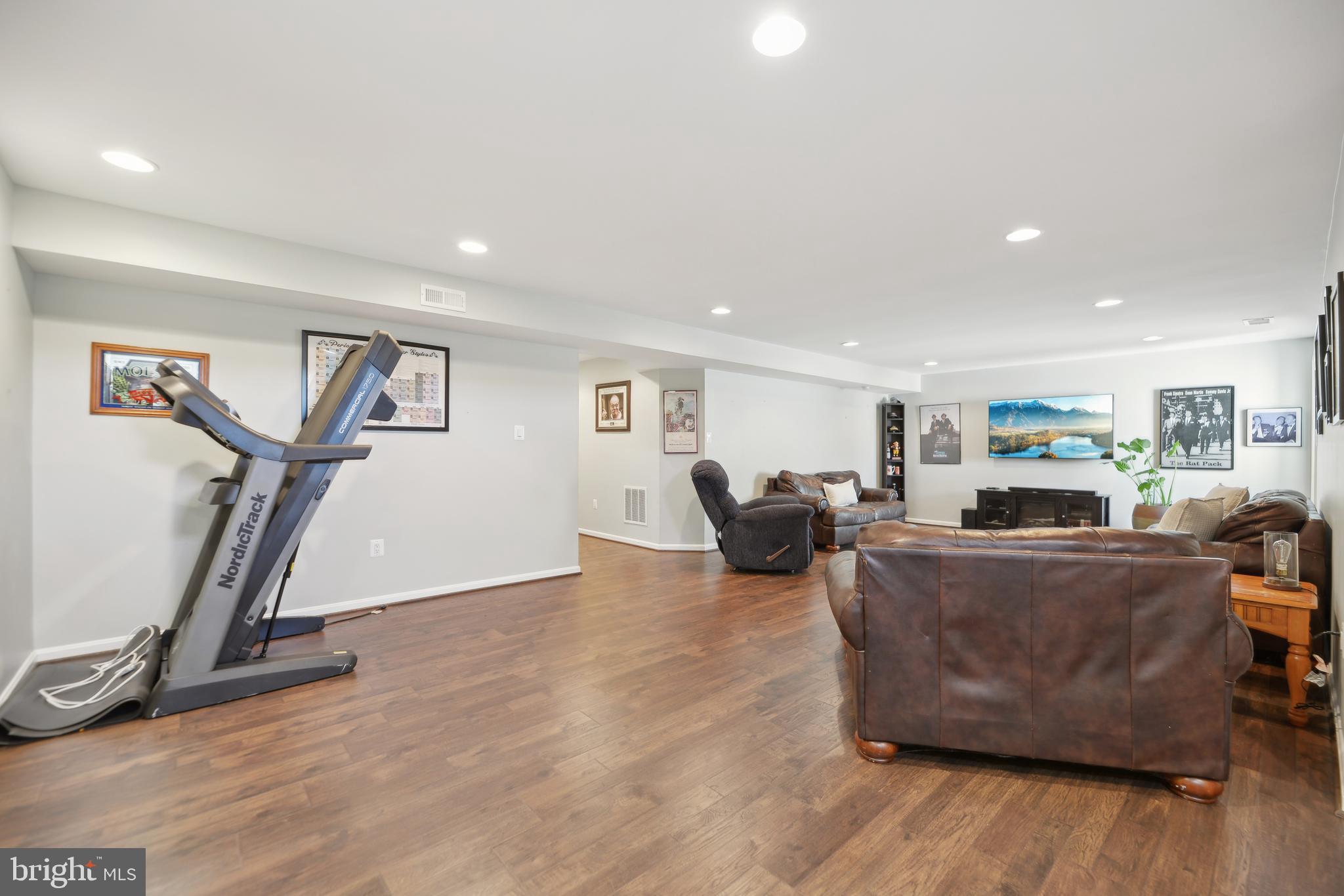 MEADOWS AT MORRIS FARM - Residential