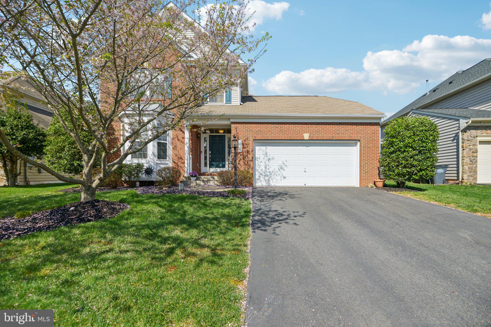 MEADOWS AT MORRIS FARM - Residential