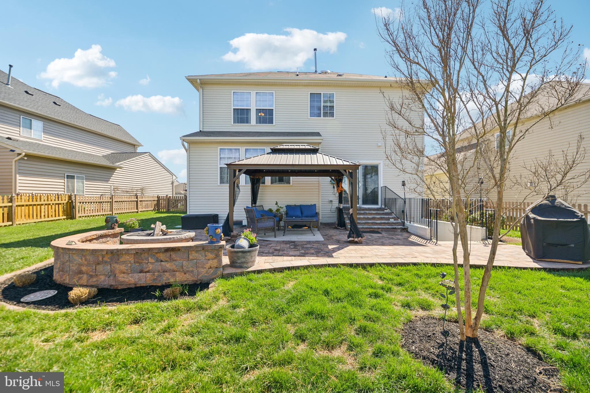 MEADOWS AT MORRIS FARM - Residential